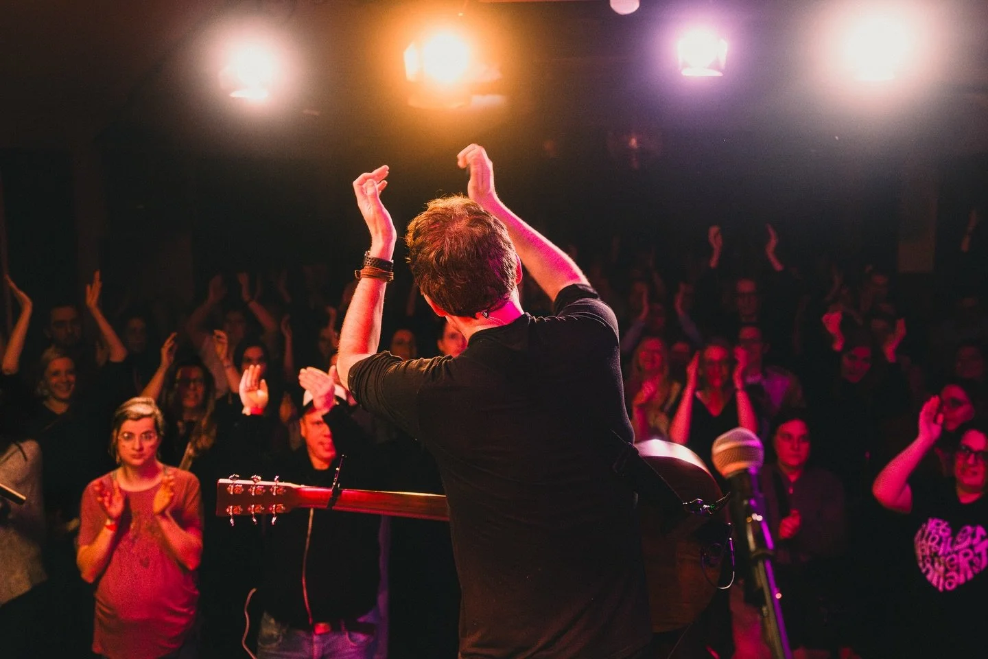 VIENNA! Any day that I get to visit your beautiful city is a great day ❤️❤️

📸 @jamesxkay 

#vienna #wien #concert #livemusic #austria