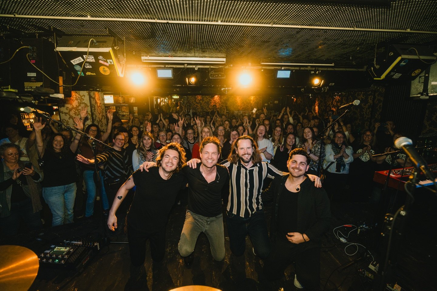 FRANKFURT! @nachtlebenfrankfurt is a special venue to me as it was the site of my first ever headlining show in Europe 15 years ago. All these years later you&rsquo;re still coming to hear these songs live and I&rsquo;m so grateful for you ❤️

#live 