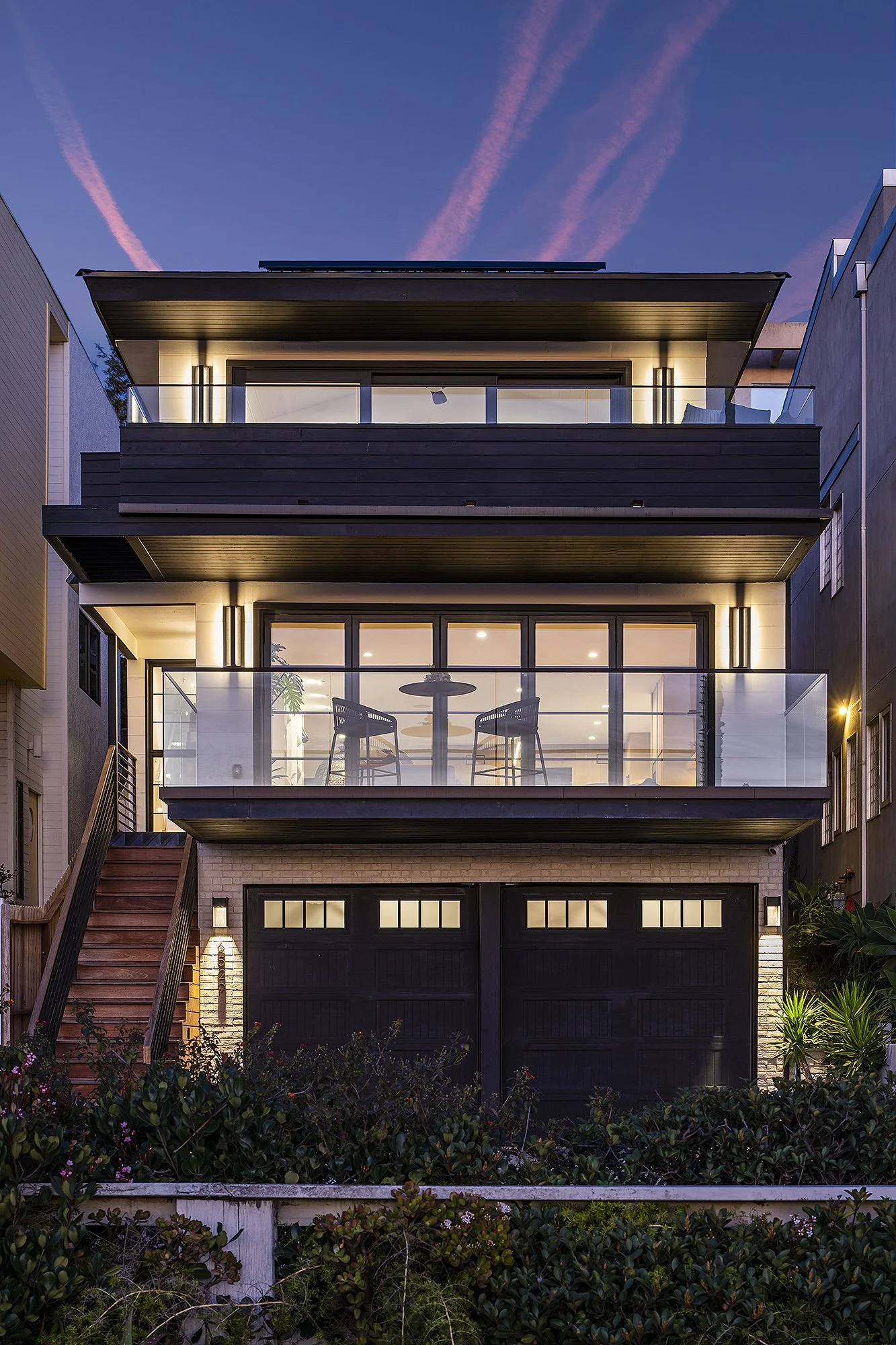 Casual Beach House designed by SUBU Design Architecture