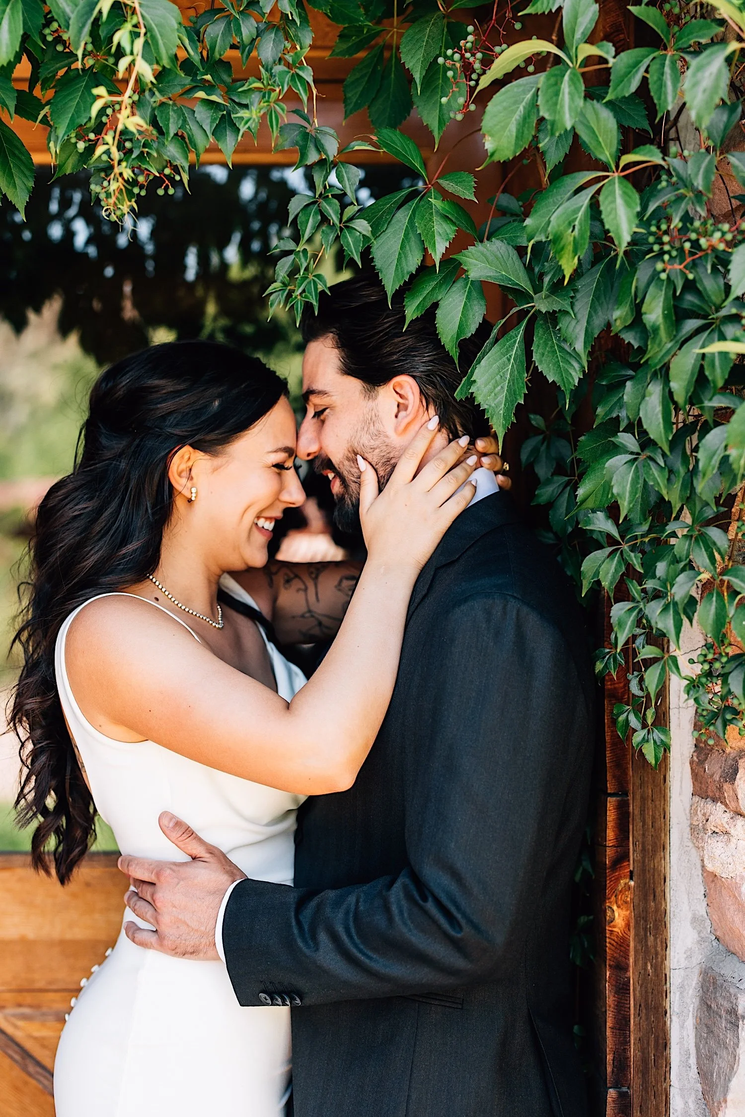 024_summer-wedding-portraits-at-planet-bluegrass.jpg