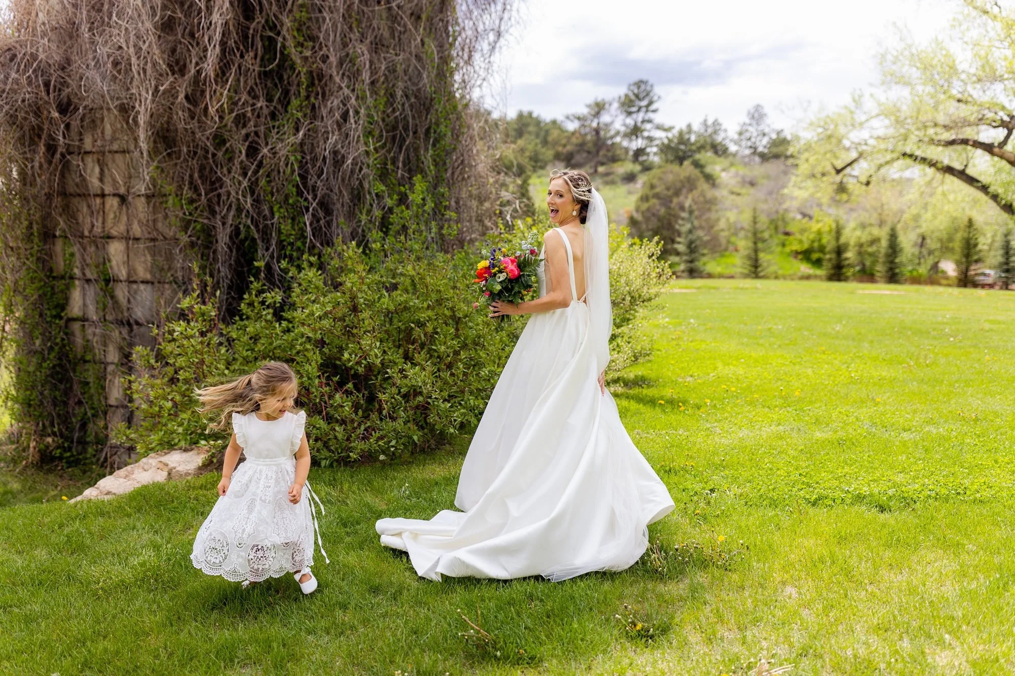 sharee davenportLyons-Colorado-Planet-Bluegrass-Wedding-046.jpg