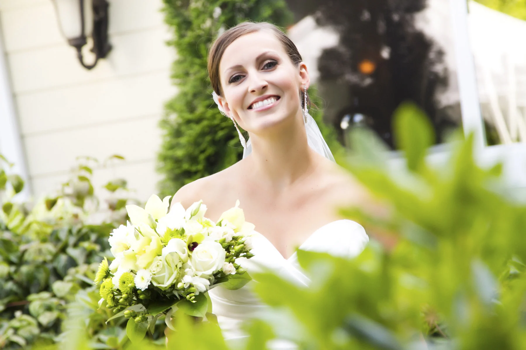 Bride-Romantic-photography-by-Tasha-Owen-28.jpg