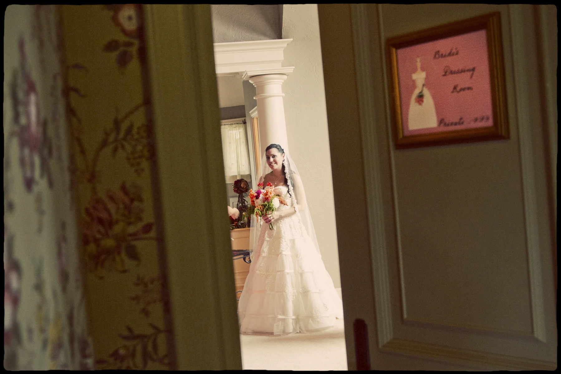 Bride-Romantic-photography-by-Tasha-Owen-29.jpg