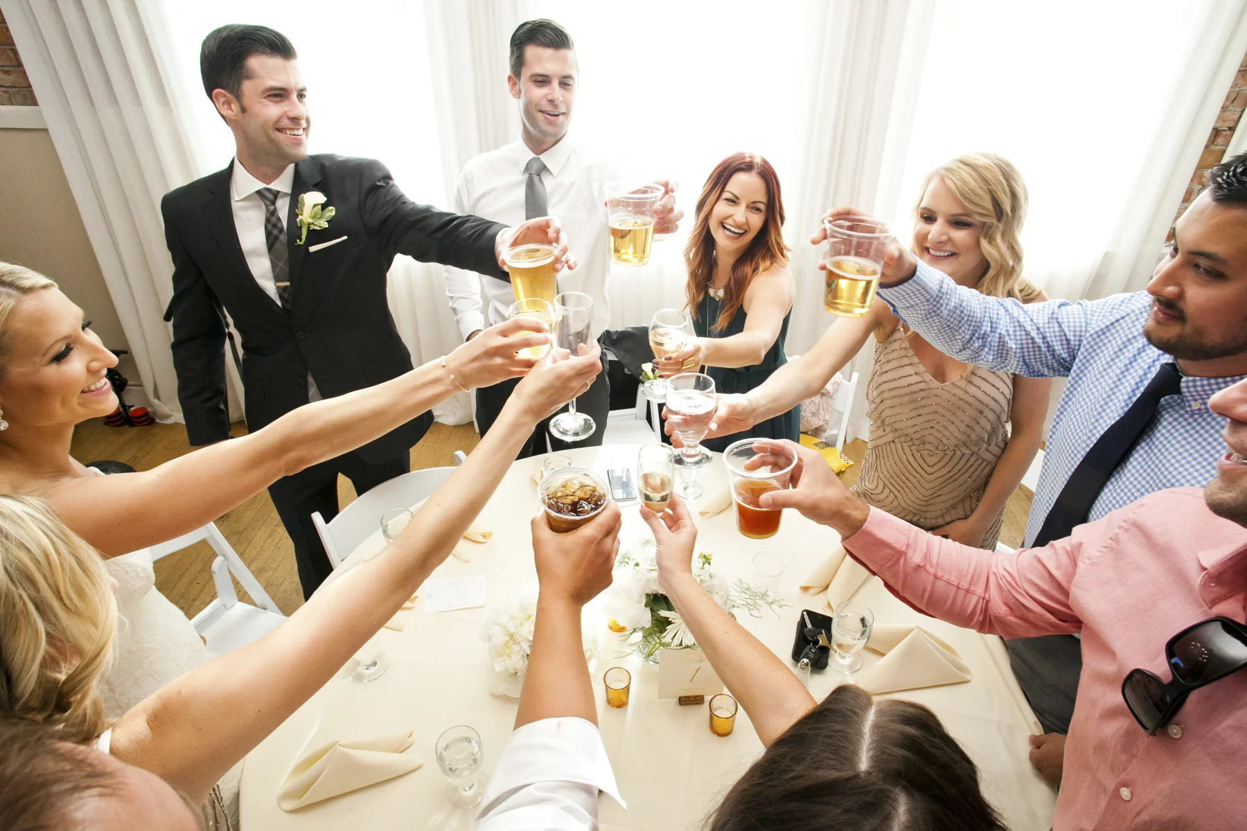 seattle-tacoma-Candid-reception-wedding-photography-by-tasha-owen-24.jpg
