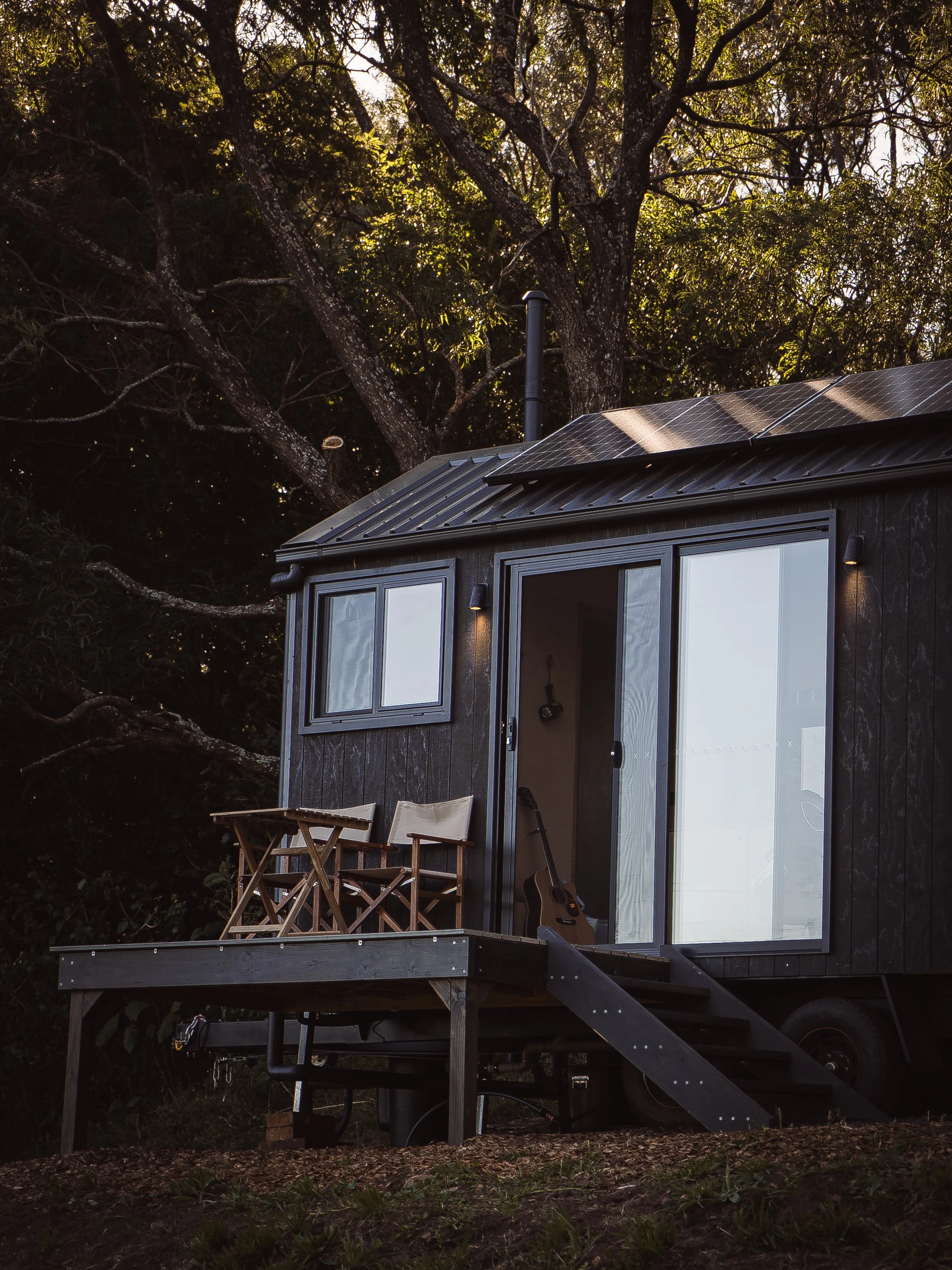 Declan Buswell - Das-32.jpg