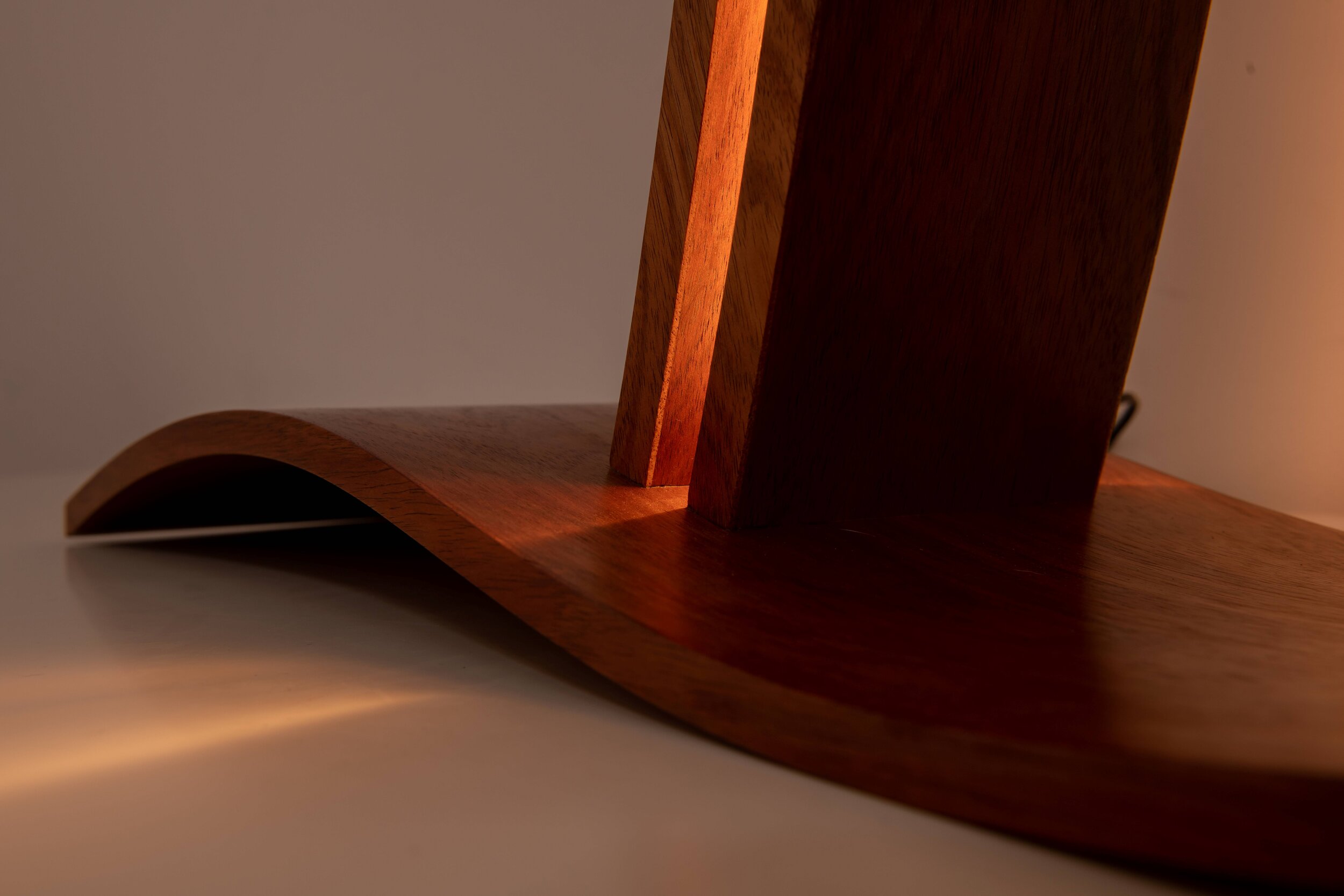 The Curl Floor Lamp base detail