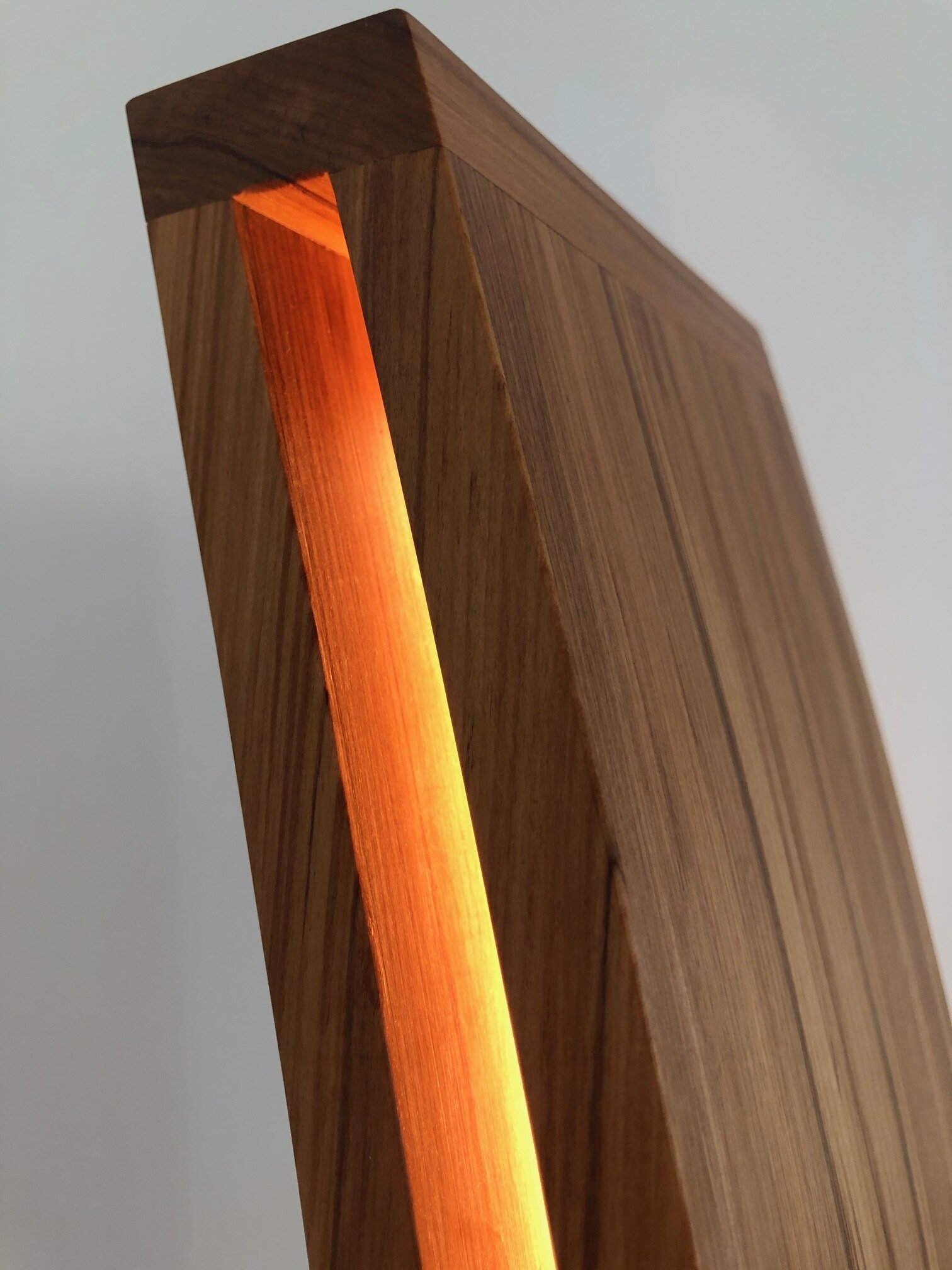 The Curl Floor Lamp top detail