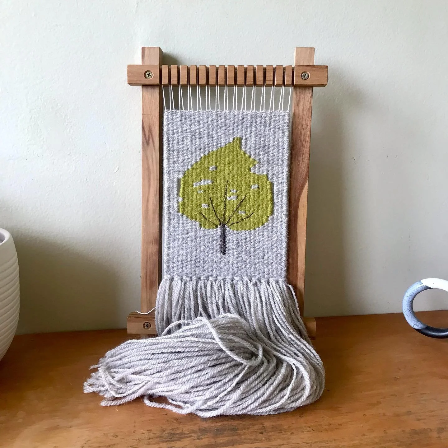 First weaving of the year about to come off the loom 🍃