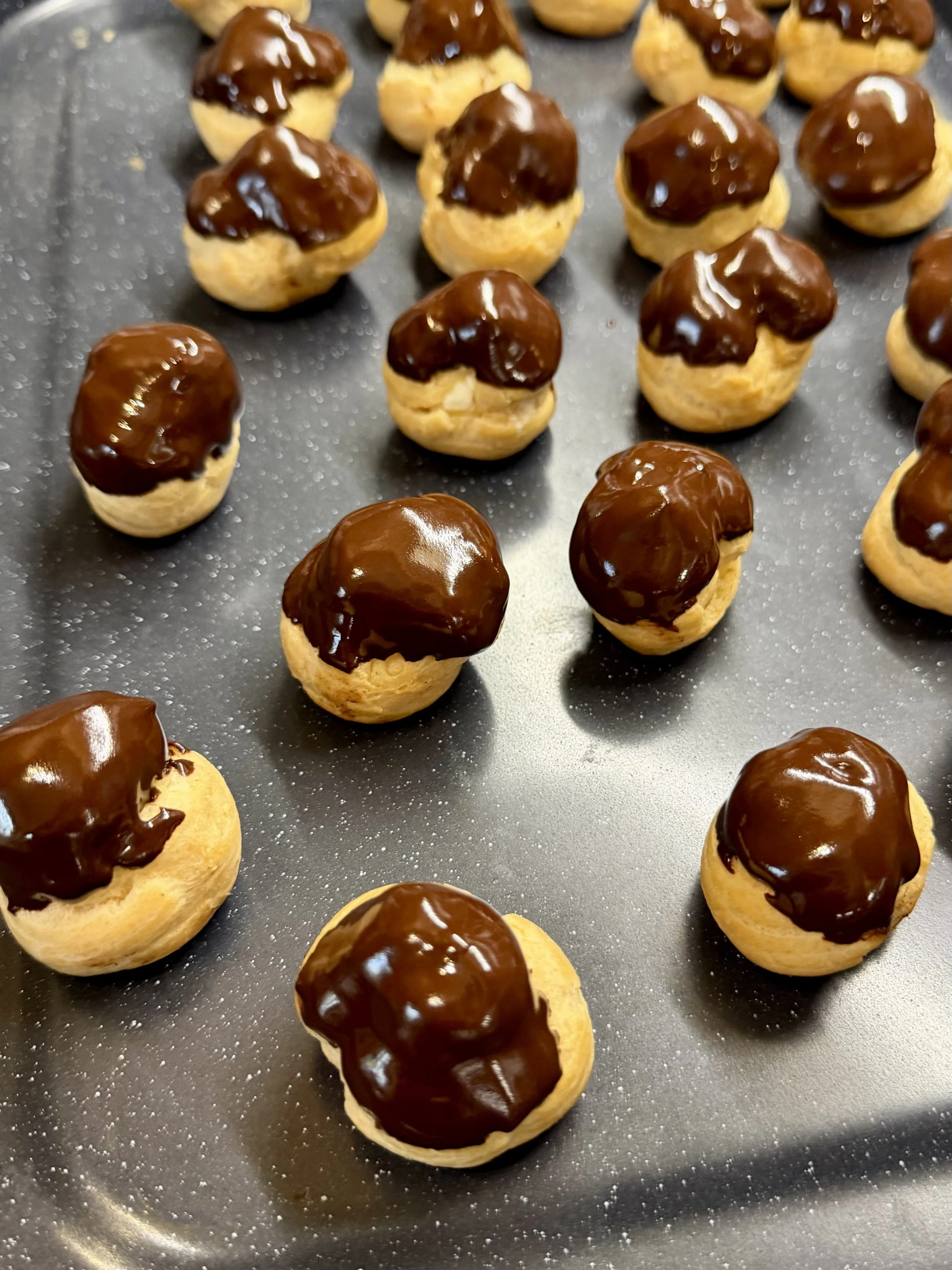 Profiteroles.jpeg