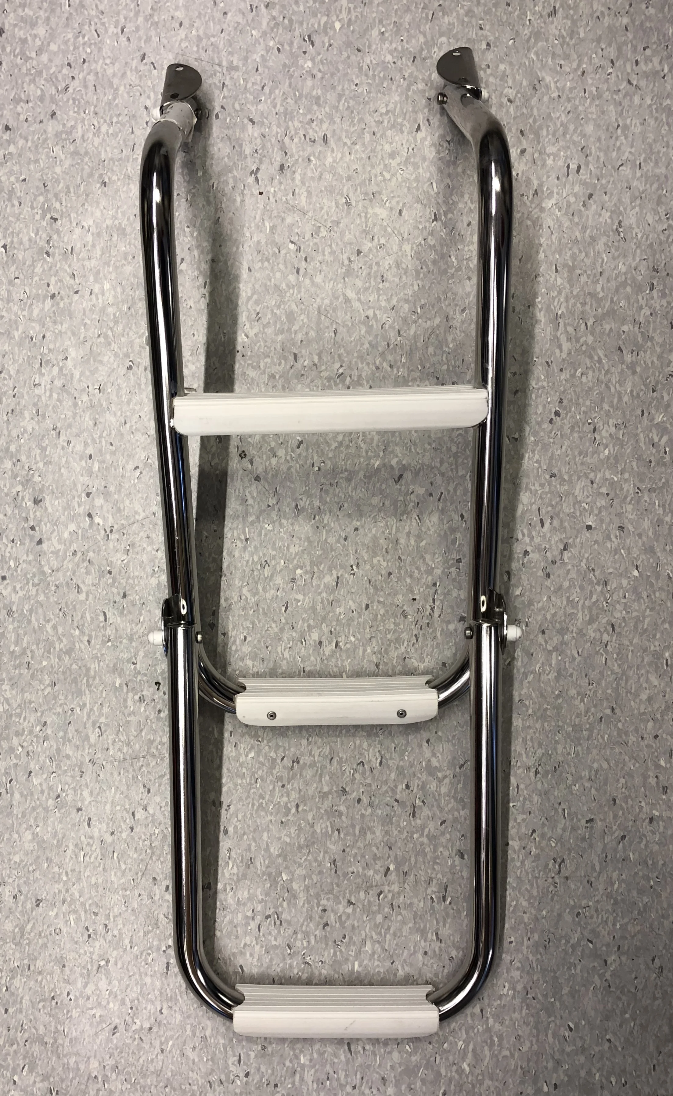 81FC7121-C6C2-4679-9D74-E3E11196F2F4