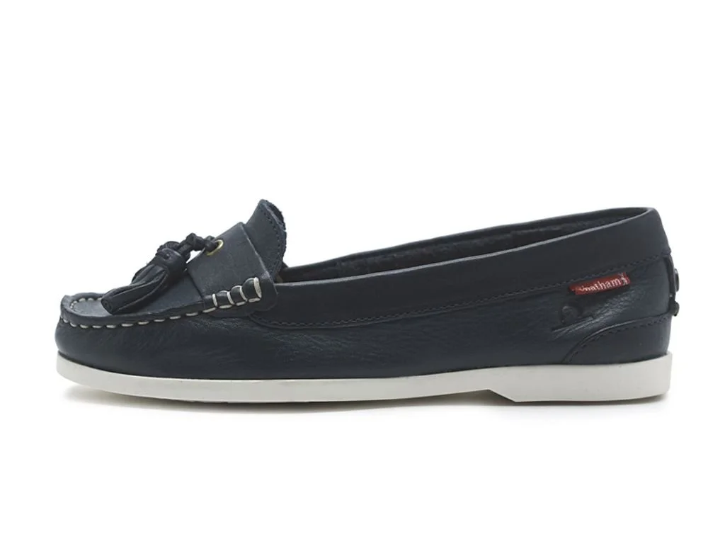arora-navy-left.jpg