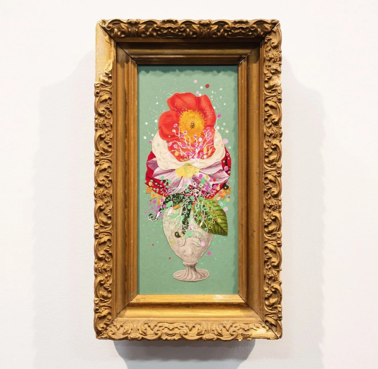 flashback friday to one of my favorite pieces from last year&rsquo;s &ldquo;Efflorence&rdquo; show&hellip;&rdquo;parfait blossom&rdquo; (with the most amazing antique frame!), which found the perfect forever home.
&bull;
i have new collages launching