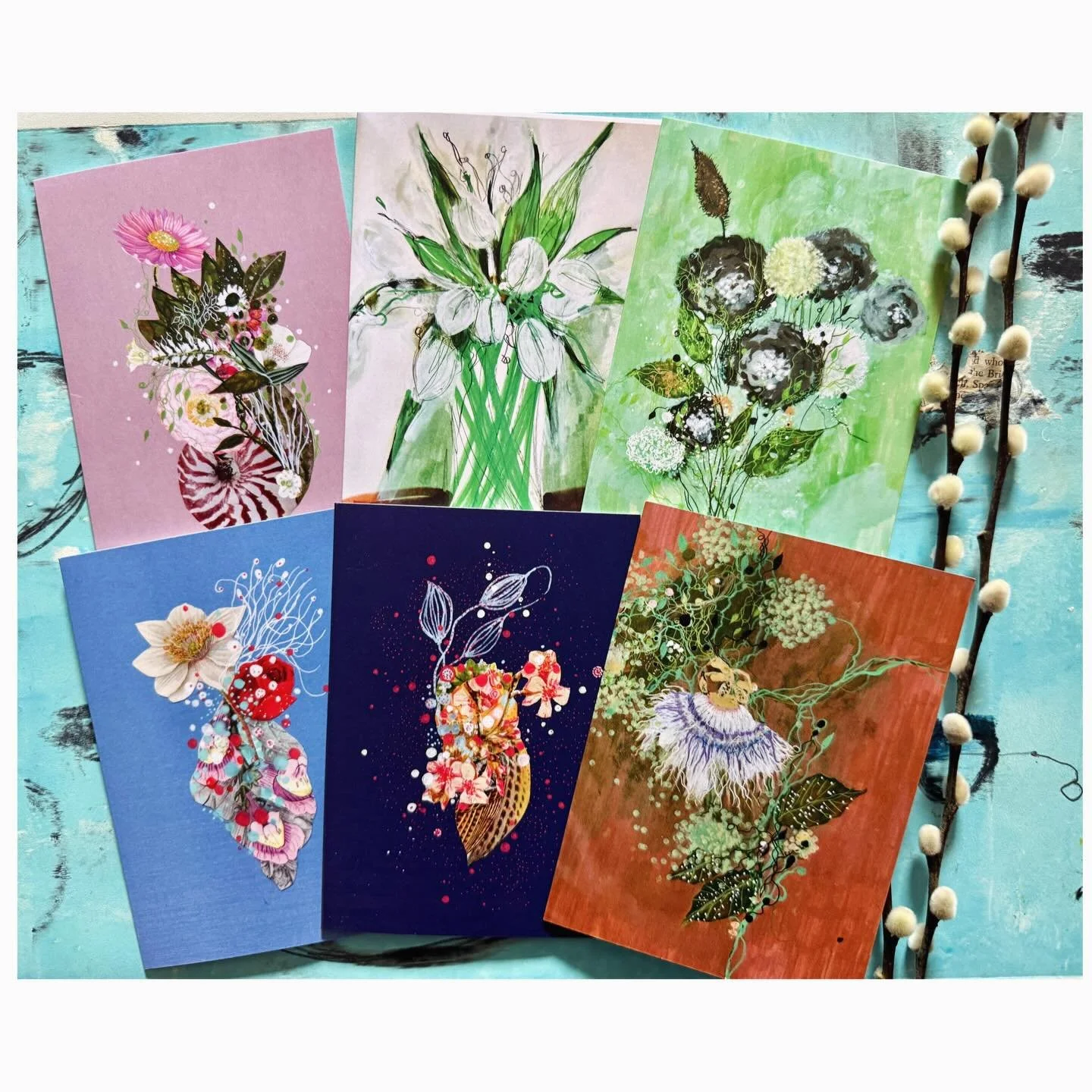 I have new cards available!
Offering 6 cards with US shipping included for $24
(one of each shown here, cards are blank inside)
dm to purchase 💕🌷🌹
tulips, nautilus shells blossoming daisies, mint green, lilac
.
you can also find my greeting cards 