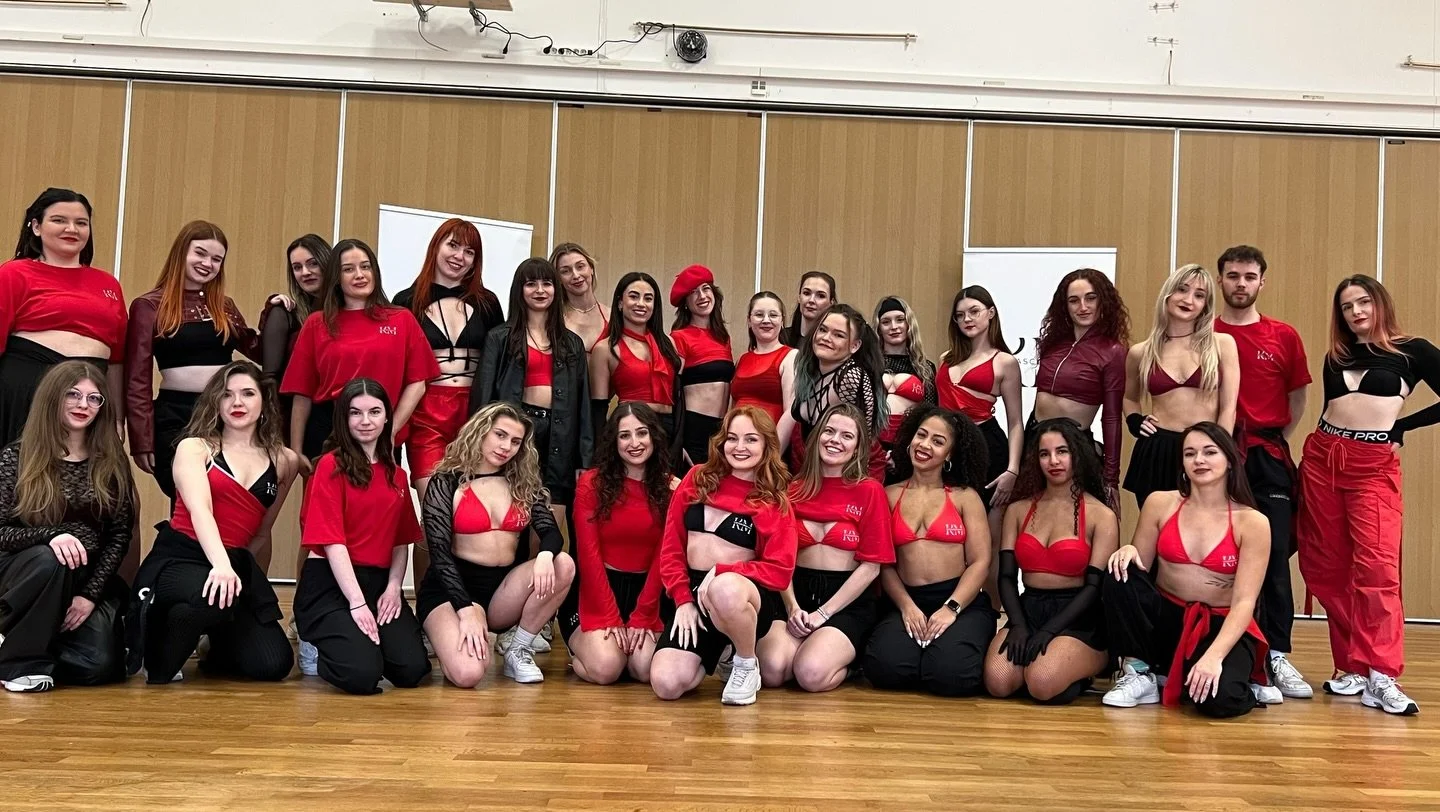 Industry Intensive was a full success ❤️ Thanks to everyone who joined, it was the first time of this kind, and we want to do it more often 🔥 At the end we shooted a nice concept video so stay tuned for the result! And we&rsquo;re wearing some new m