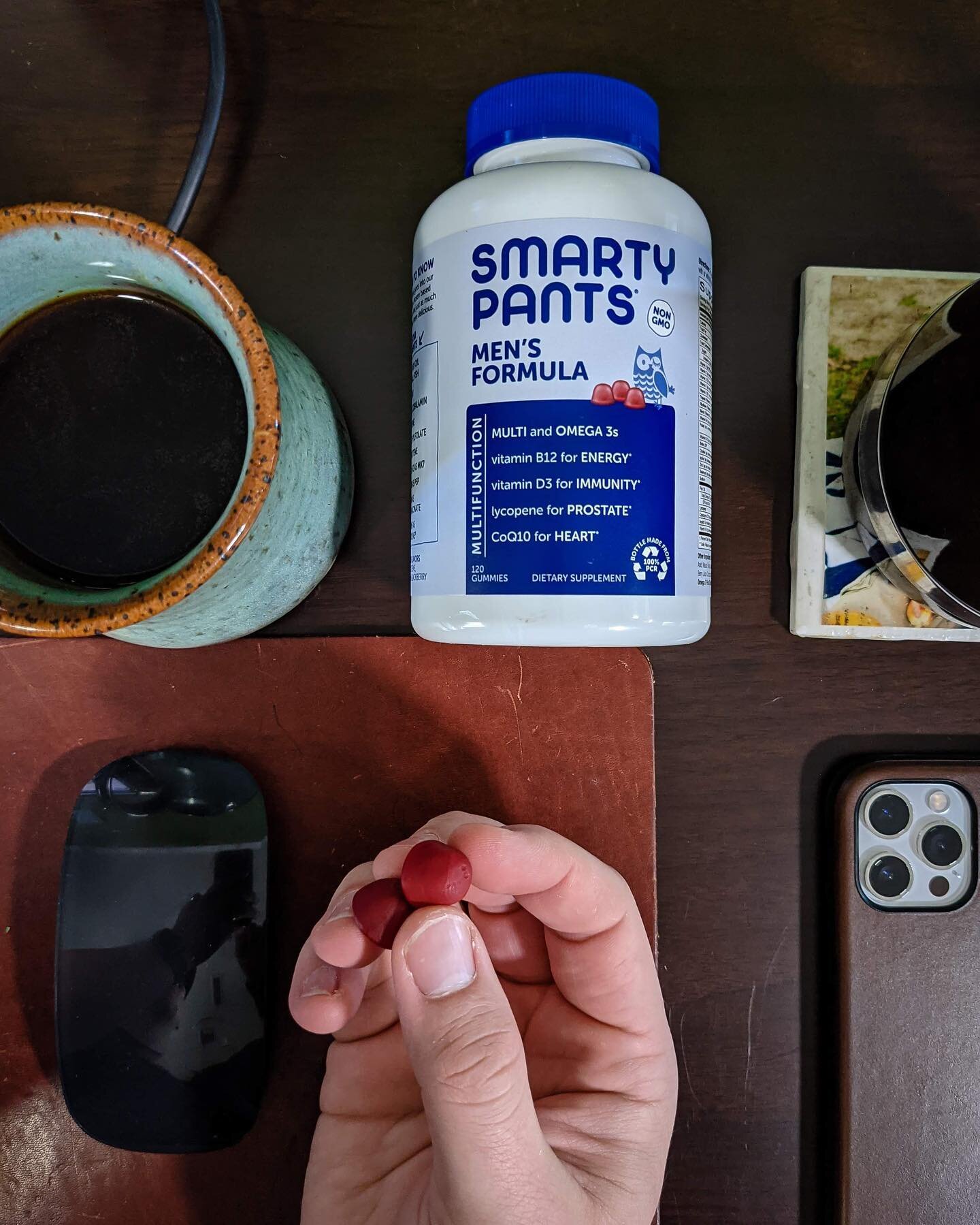 Morning routine 🌞 

✅ coffee ☕️ 
✅ emails 📧 
✅ social media📱 
✅ @SmartyPants vitamins 💊 

SmartyPants Men's Formula tastes great 👍 gummies made without artificial sweeteners, fillers, or flavors. SmartyPants vitamins help with getting my Vitamin
