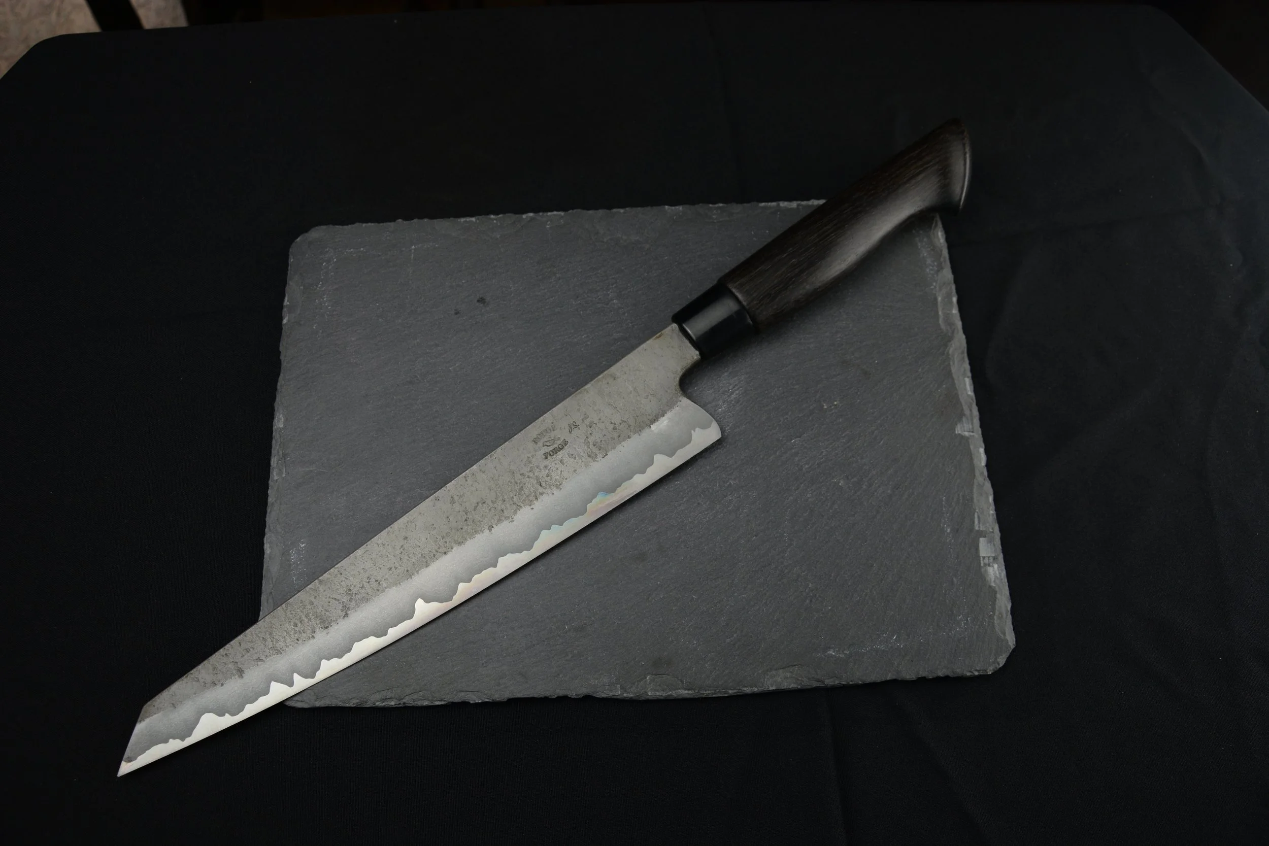 Trancheur Brute de forge Rouge-Forge Sanmai inox.JPG