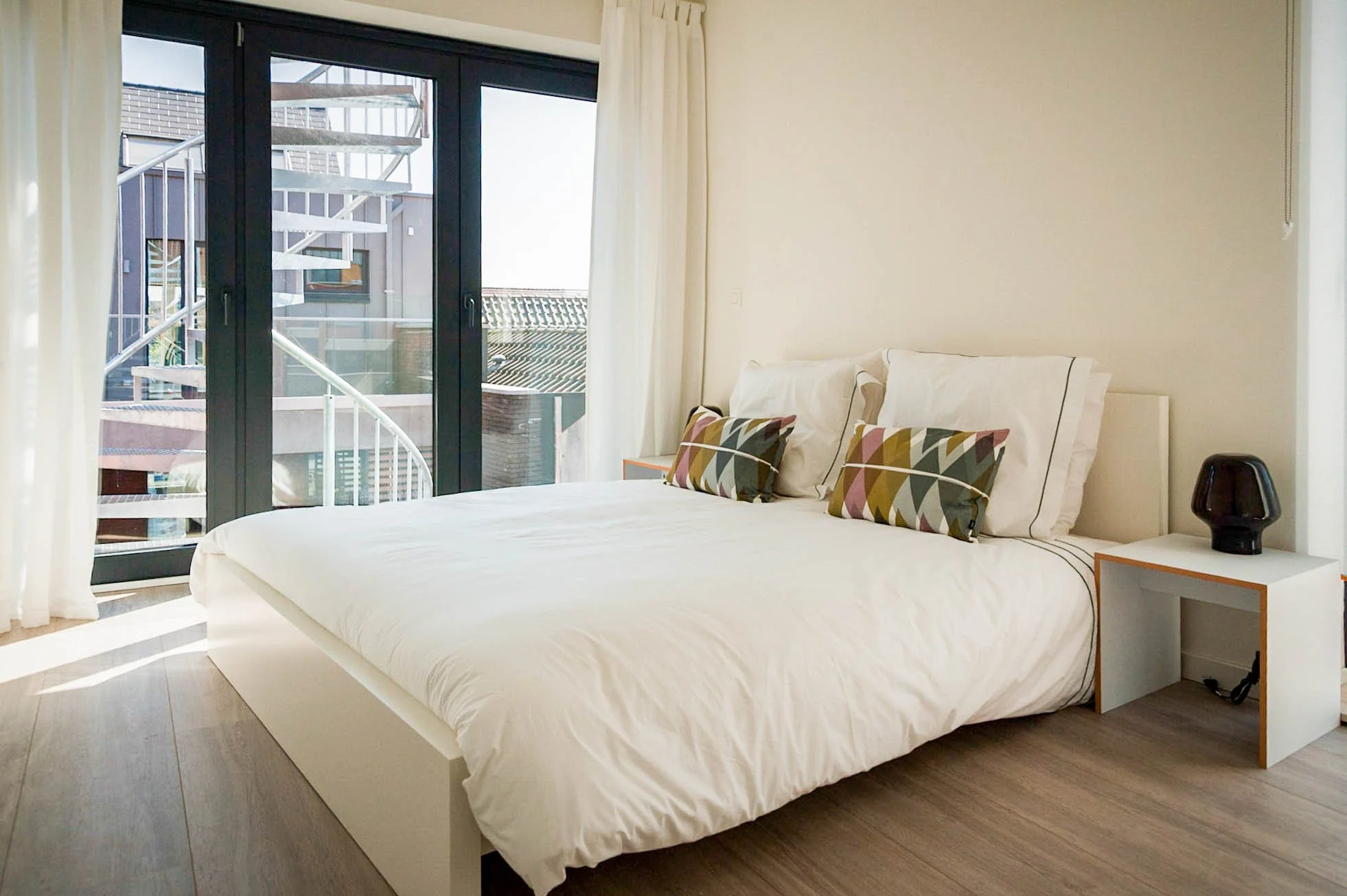 INTERIEUR ! LUMINA ! LUMMEN ! 6.jpg