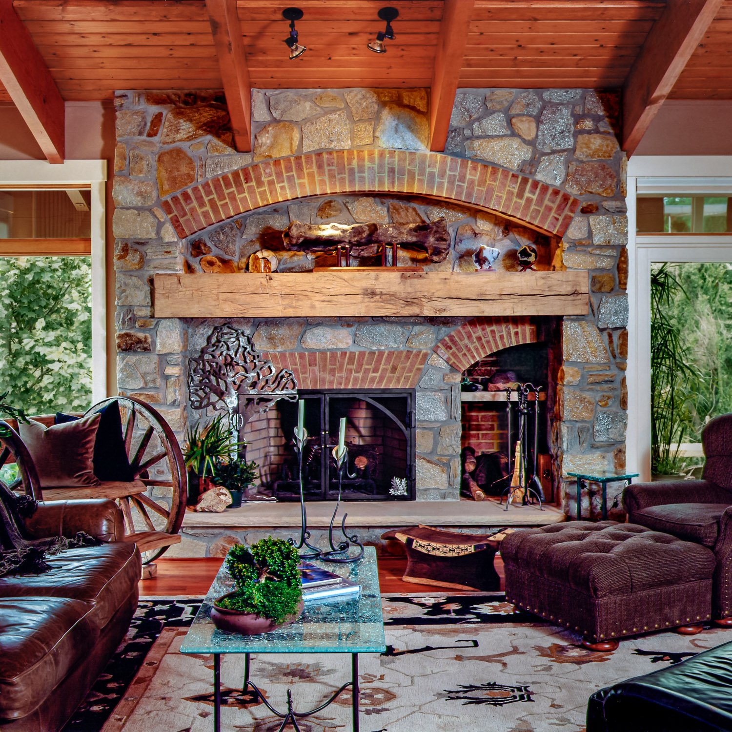Leisure Hill: Family Fireplace