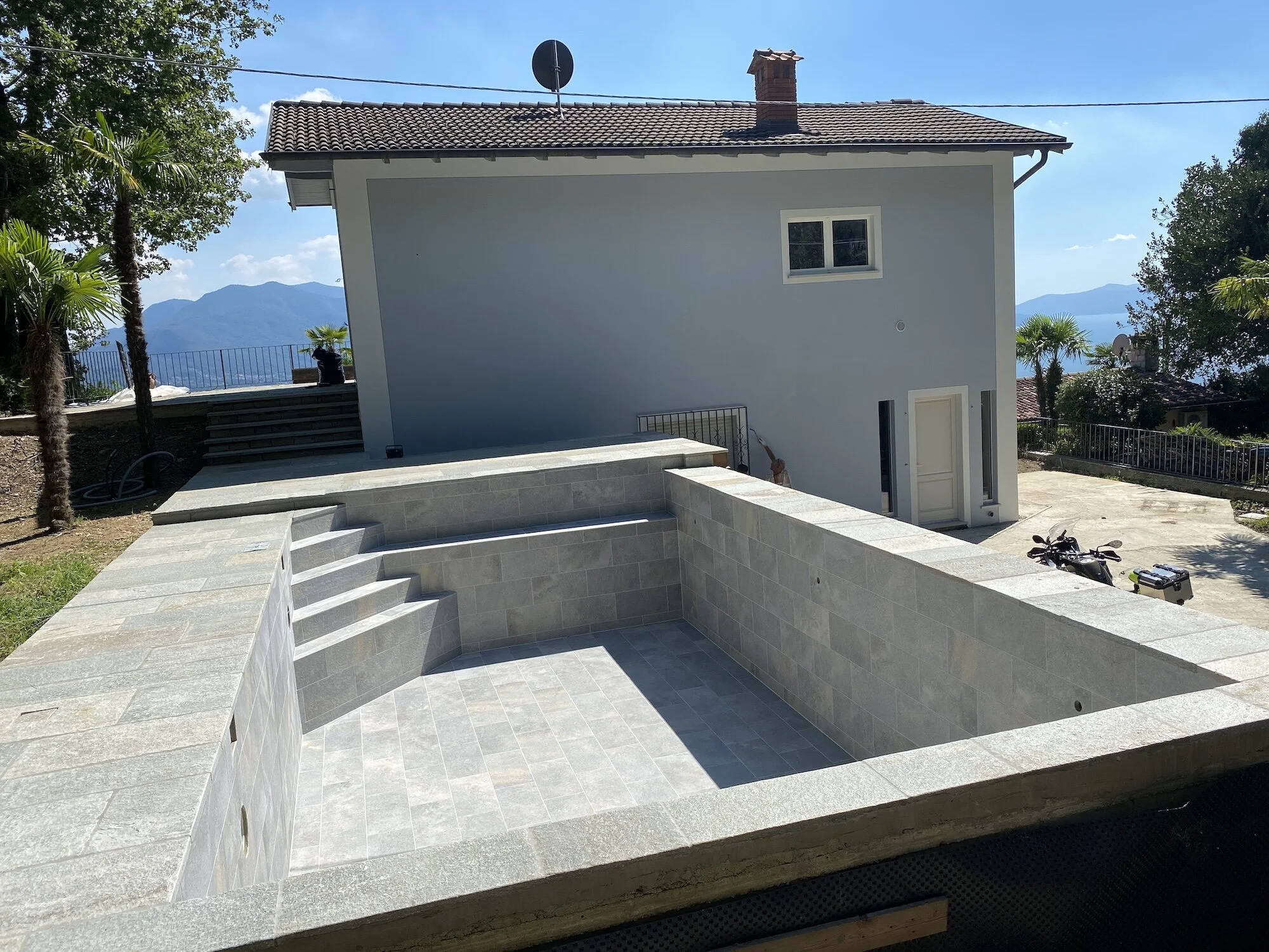 PiscinaN.JPG