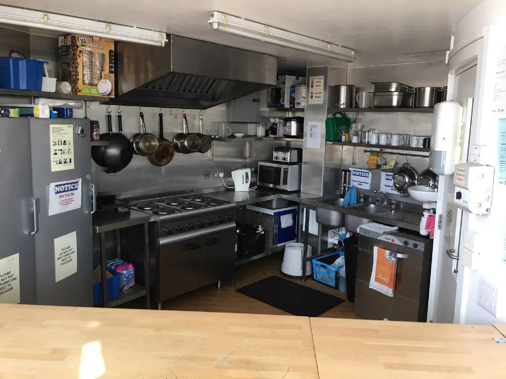 cafe-kitchen-2000x1500.jpg