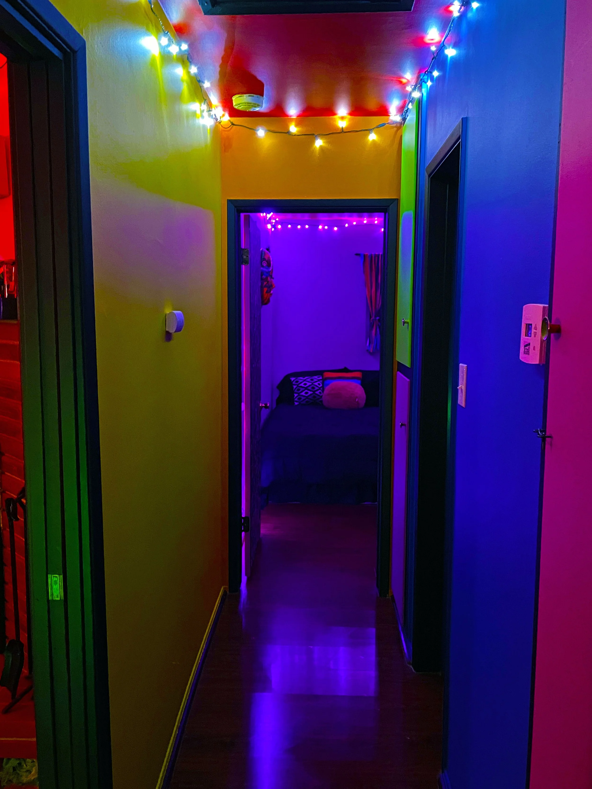 hallway01.jpg
