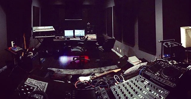 Chuck Styles Studio with an Odyssey.LA compilation to come. #housemusiclovers #technomusic #musicstudio @odyssey.la.music