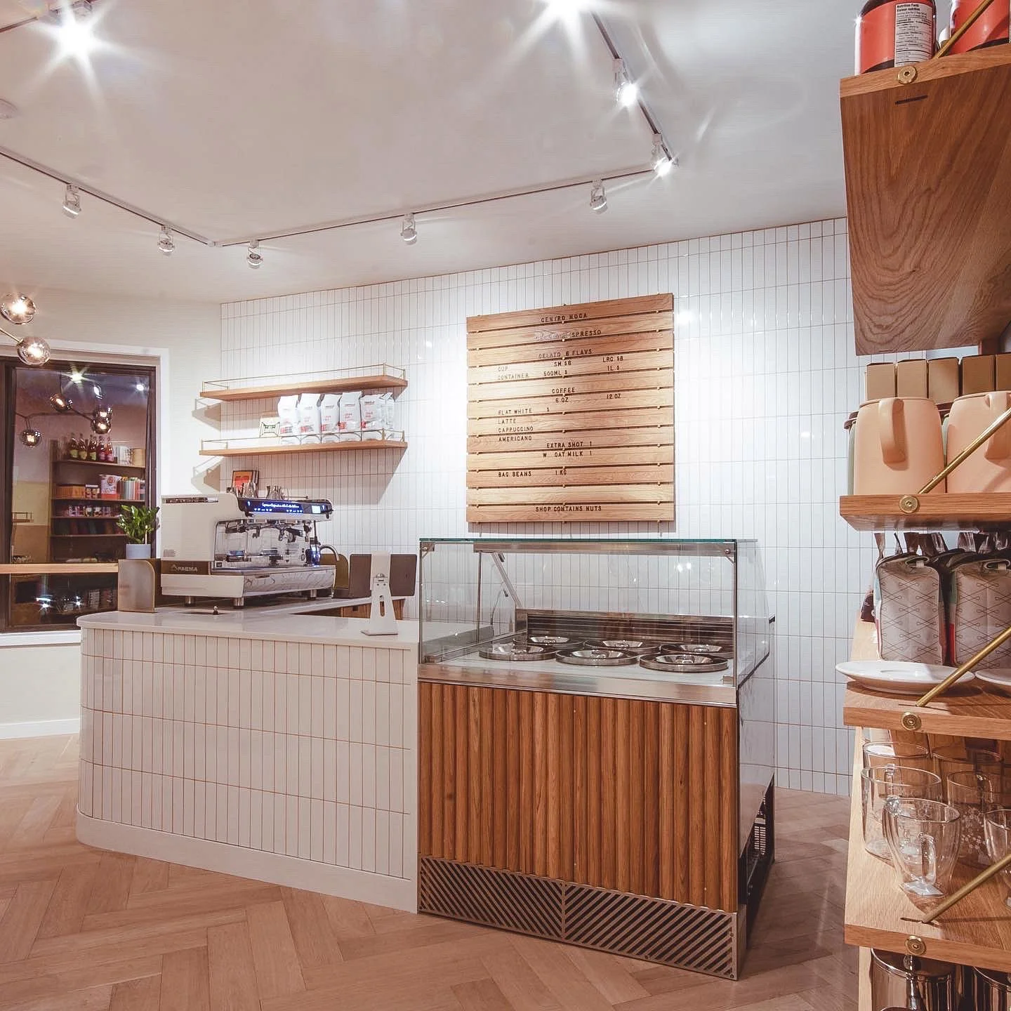Insite Centro Noca Gelato Cash.JPG
