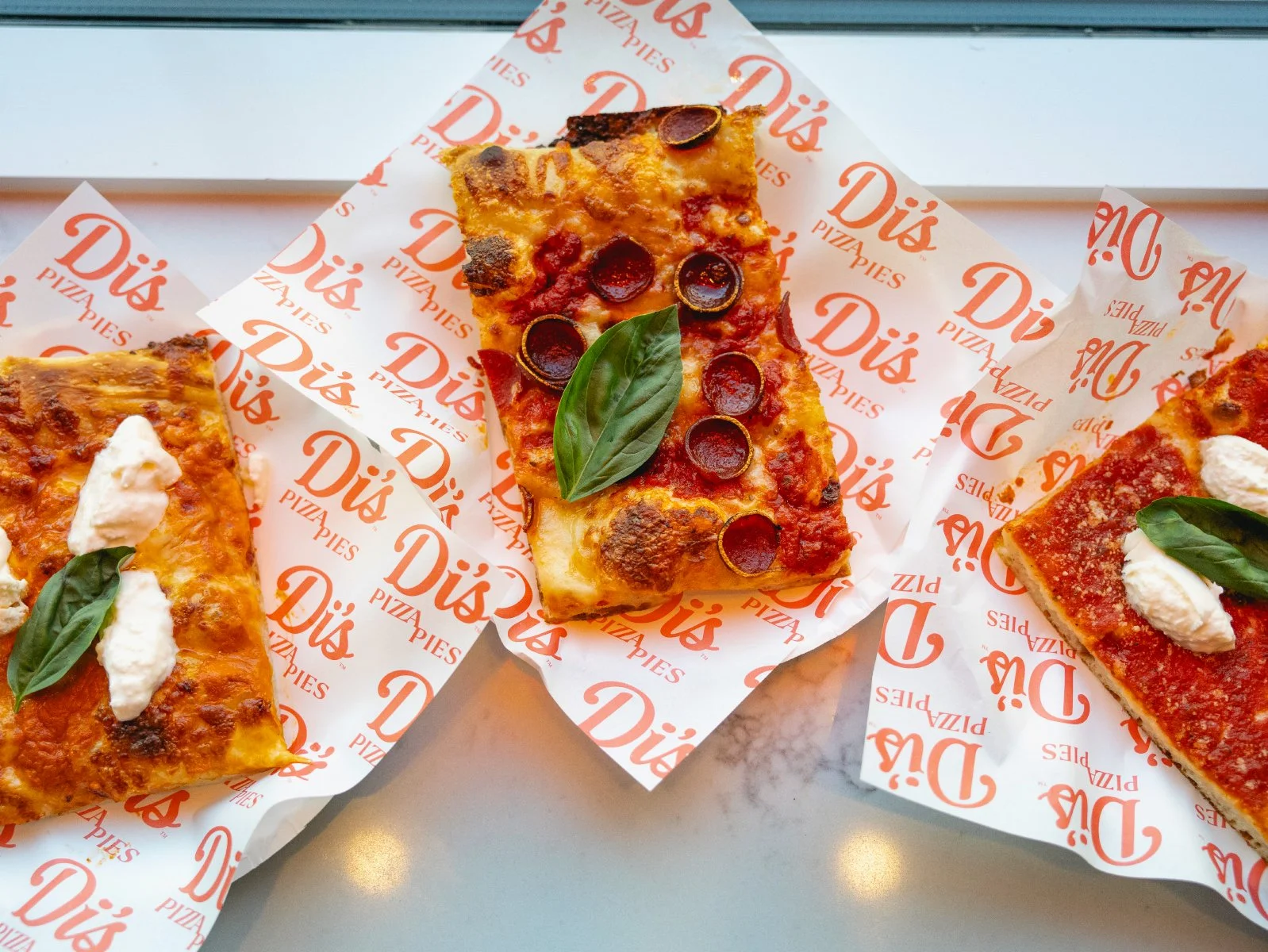 Dis window pizza cc sm.jpg