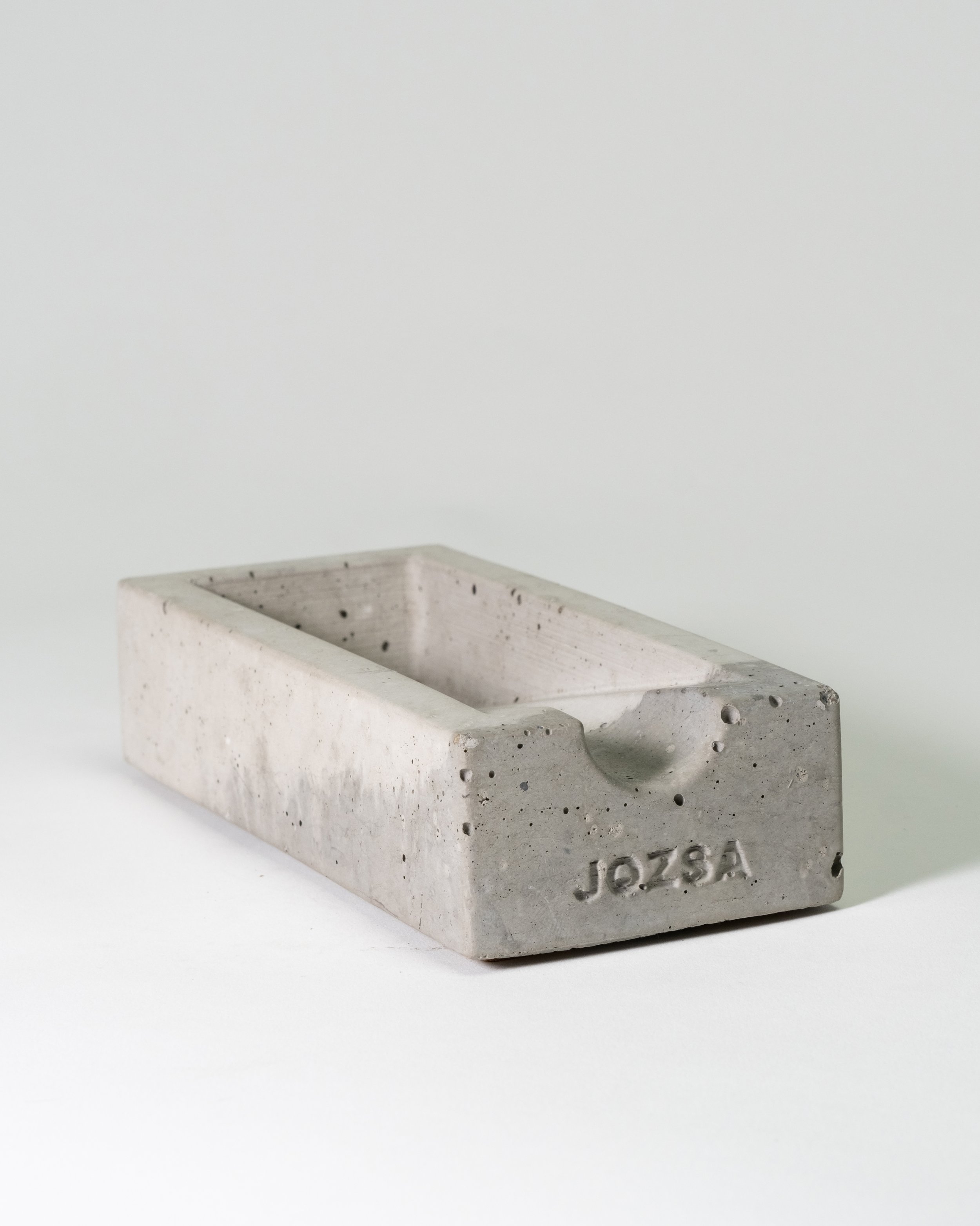 001-cigartray-4x5.jpg