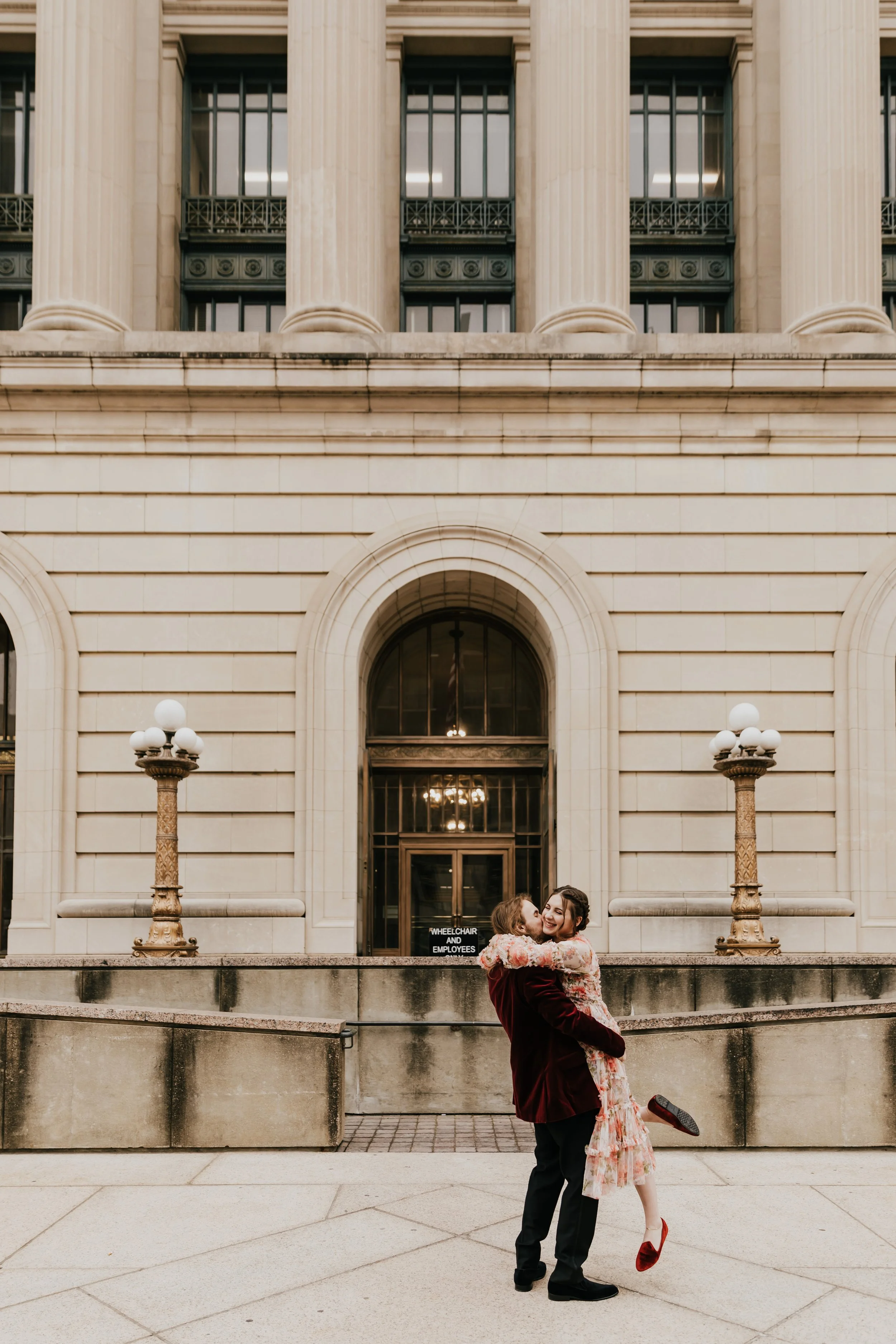 Meredith Elopement // Hamilton County Courthouse