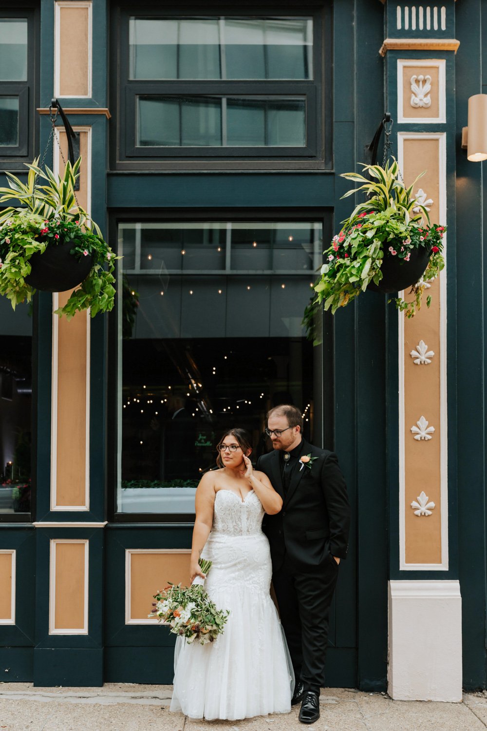 The Spot On West Fifth Wedding // Cincinnati Wedding Photographe