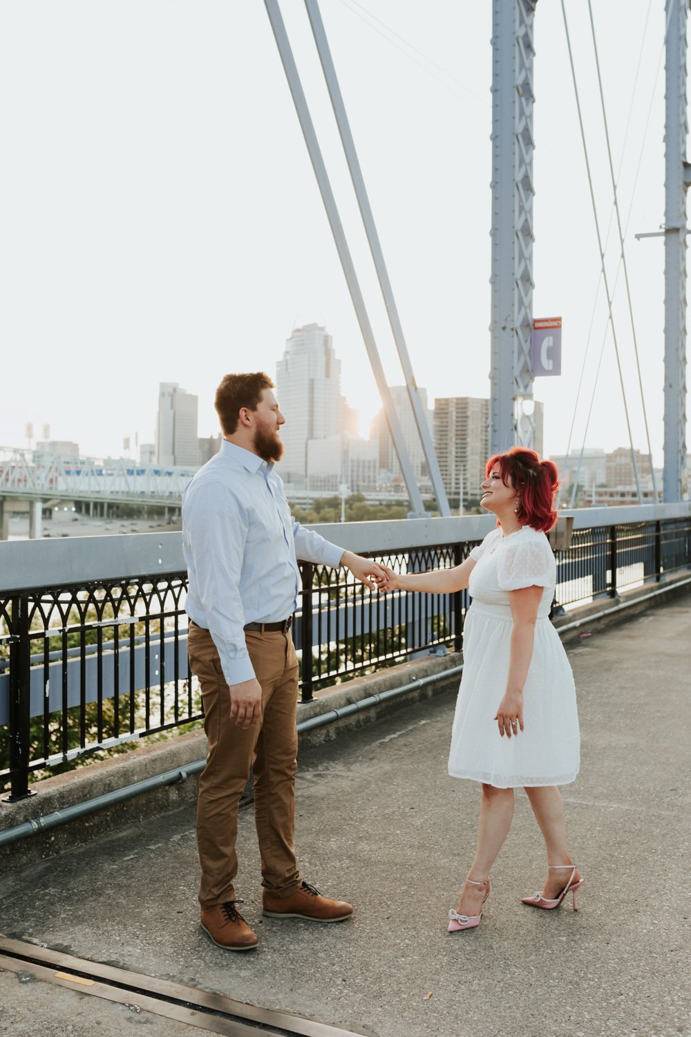 Newport Kentucky Engagement Photos // Cincinnati Wedding Photogr