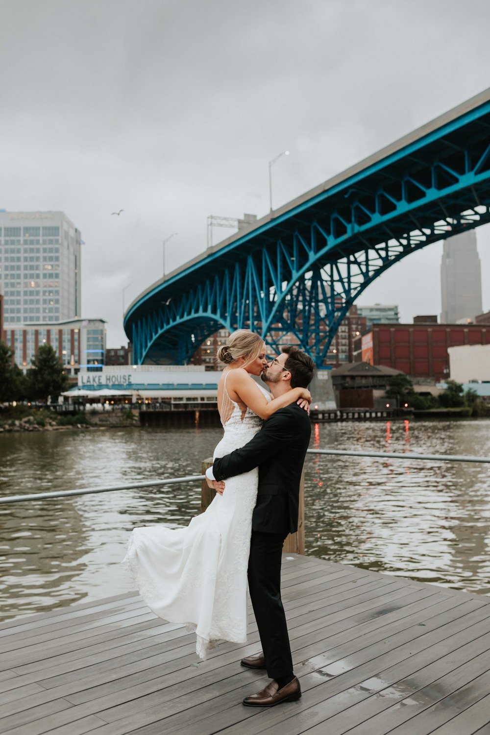 CincinnatiWeddingPhotographer-74.jpg