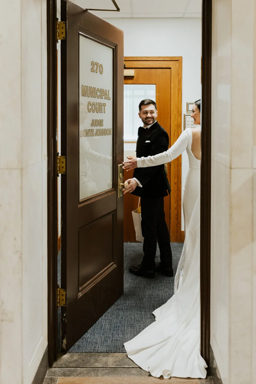 Roe Elopement // Hamilton County Courthouse