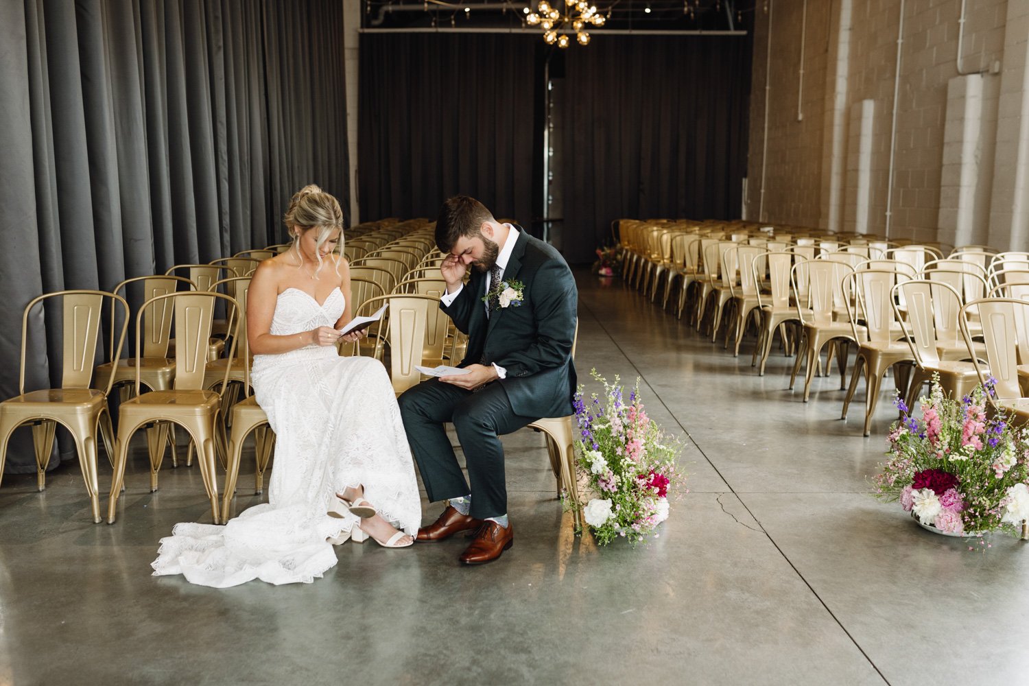 ColumbusWeddingPhotographer-45.jpg