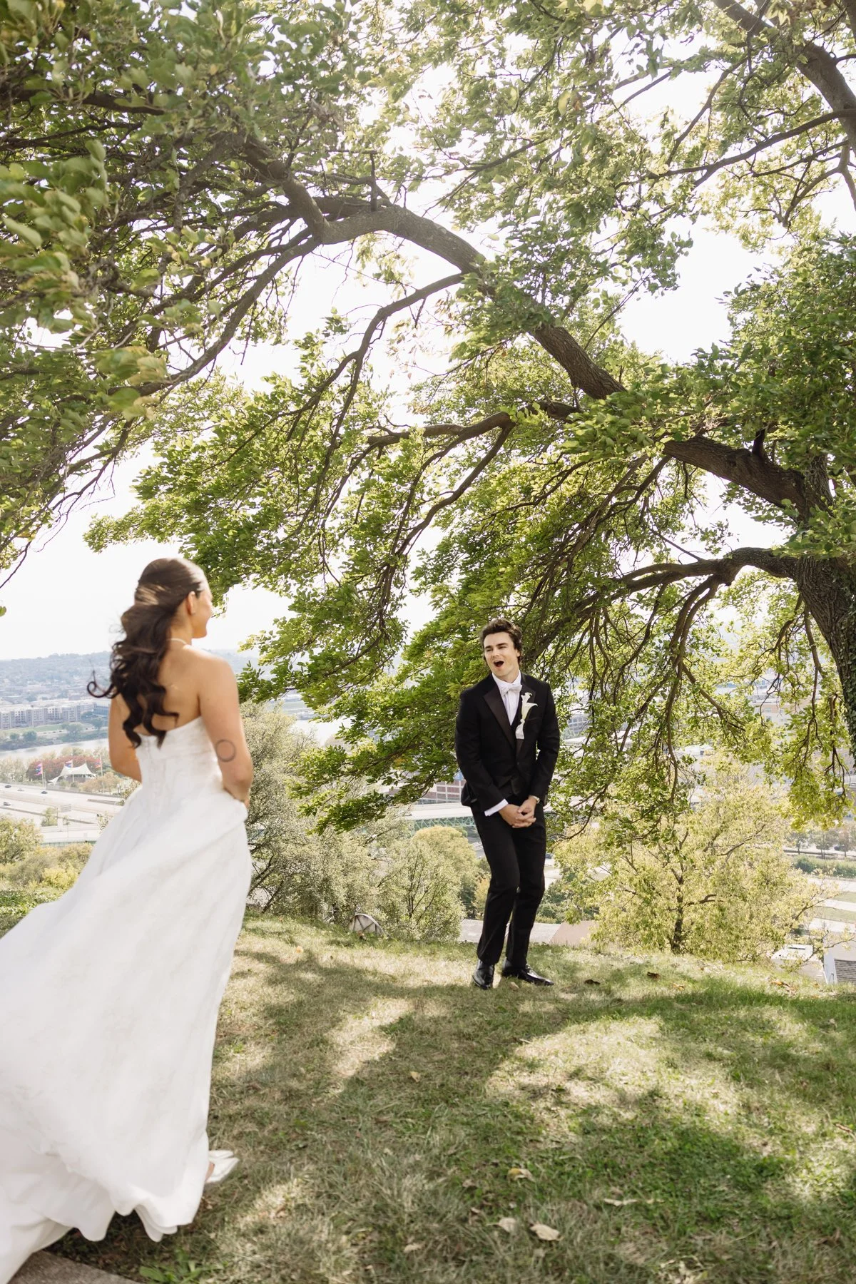 ColumbusWeddingPhotographer-17.jpg