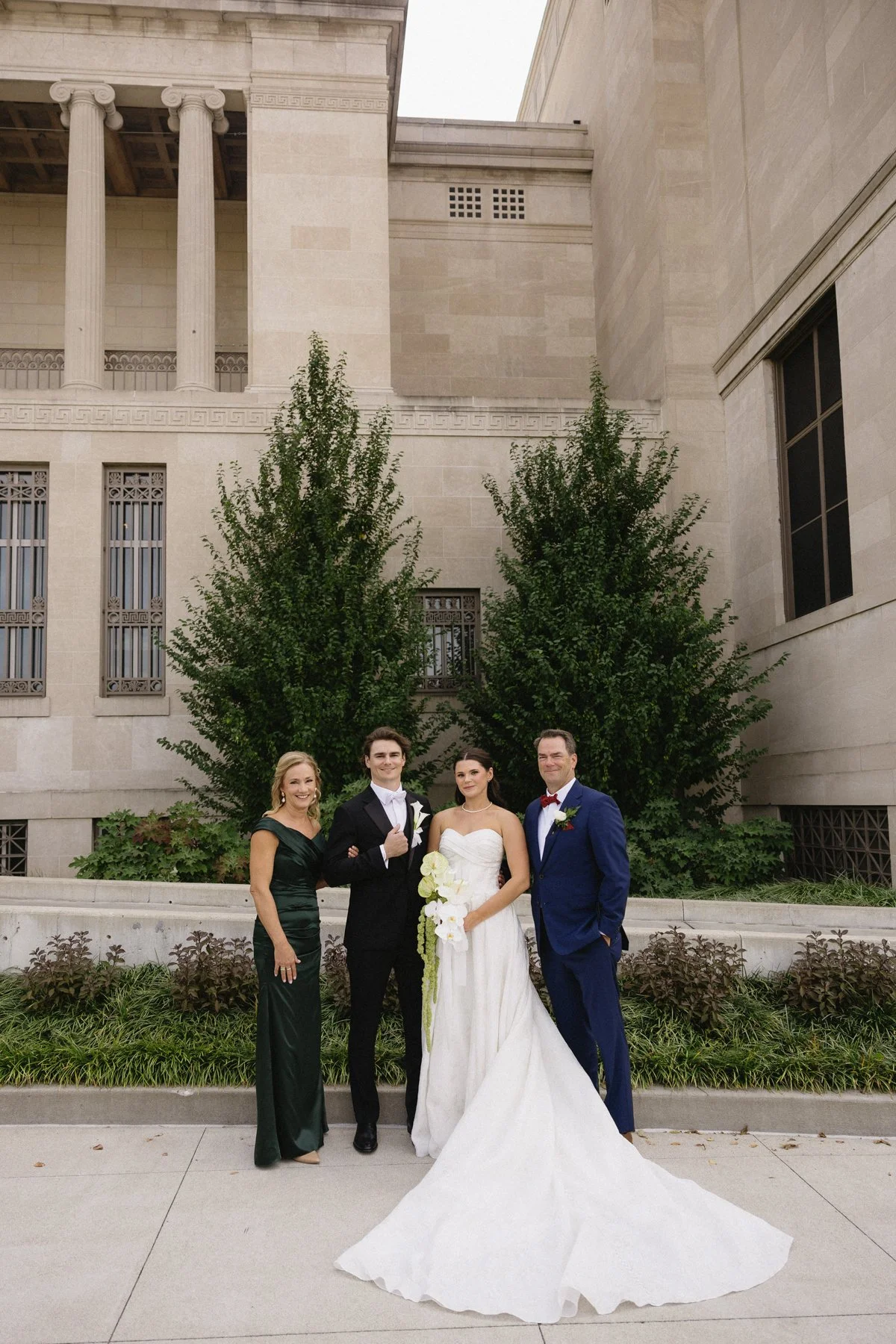 ColumbusWeddingPhotographer-42.jpg