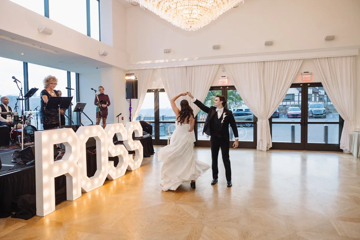 ColumbusWeddingPhotographer-87.jpg