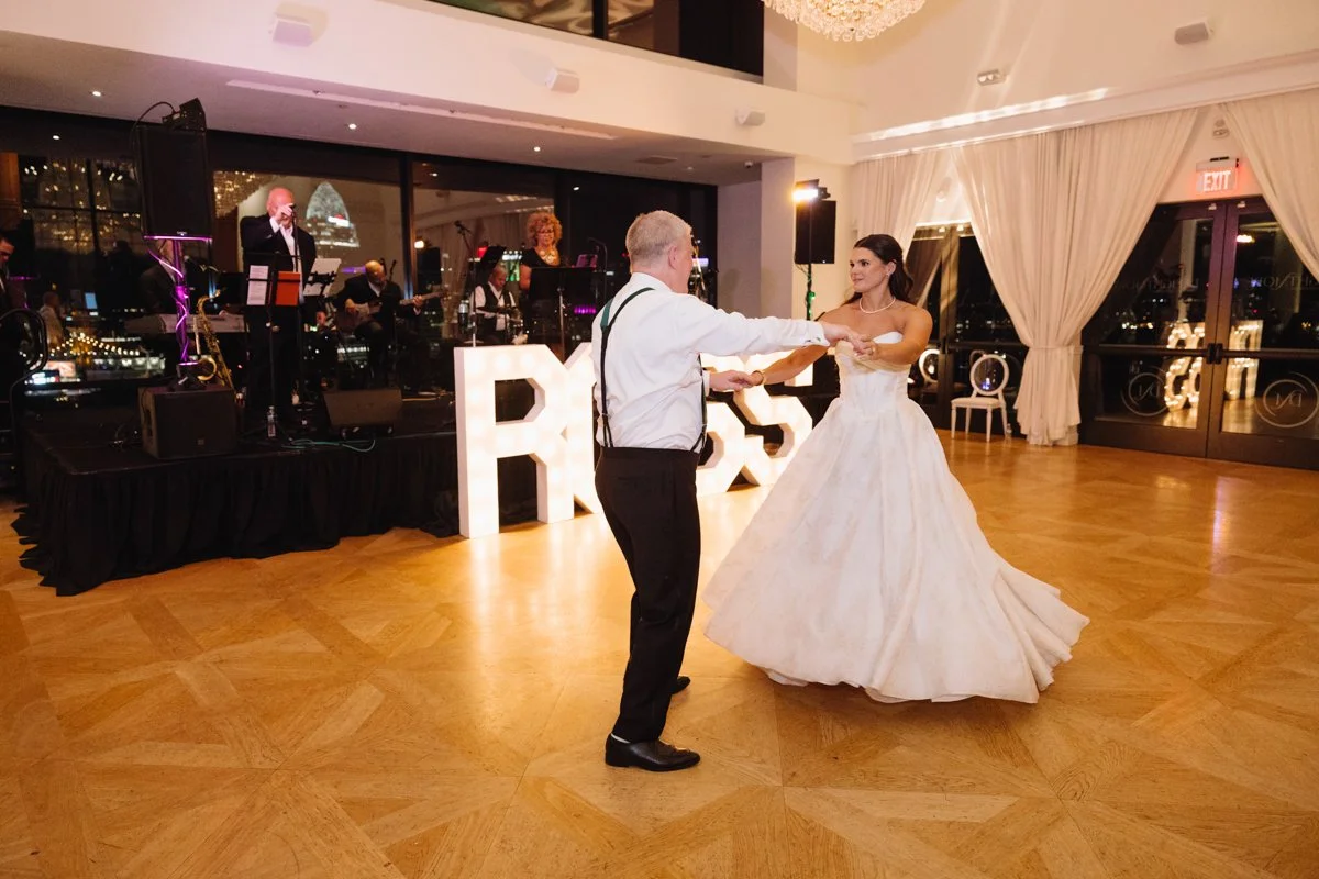 ColumbusWeddingPhotographer-97.jpg