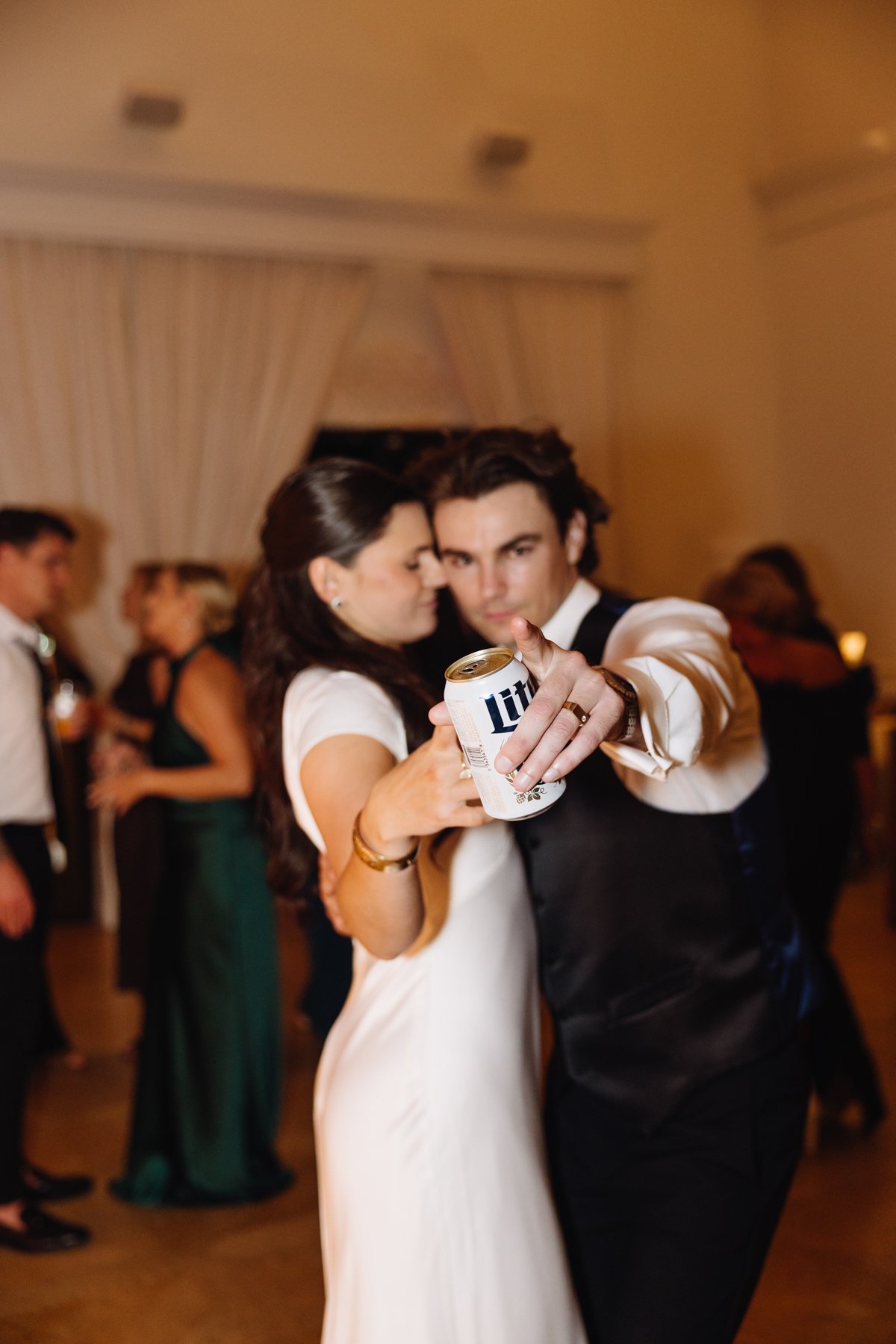 ColumbusWeddingPhotographer-115.jpg