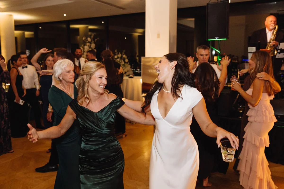 ColumbusWeddingPhotographer-116.jpg