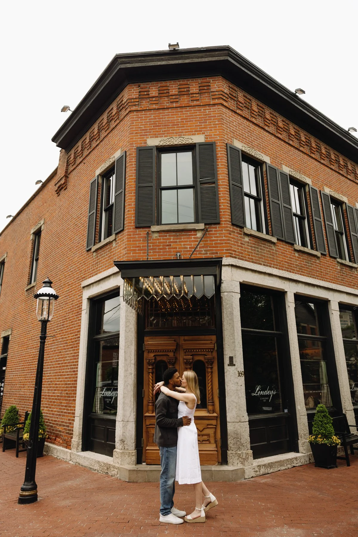 ColumbusWeddingPhotographer-5.jpg