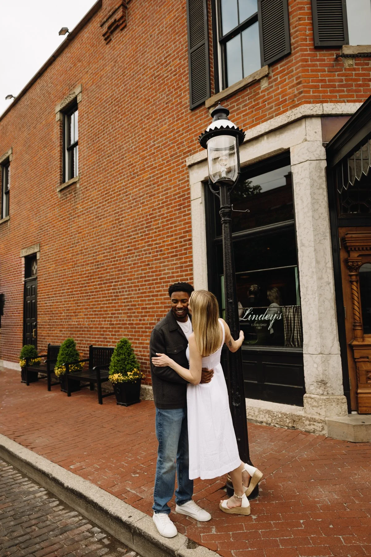 ColumbusWeddingPhotographer-10.jpg