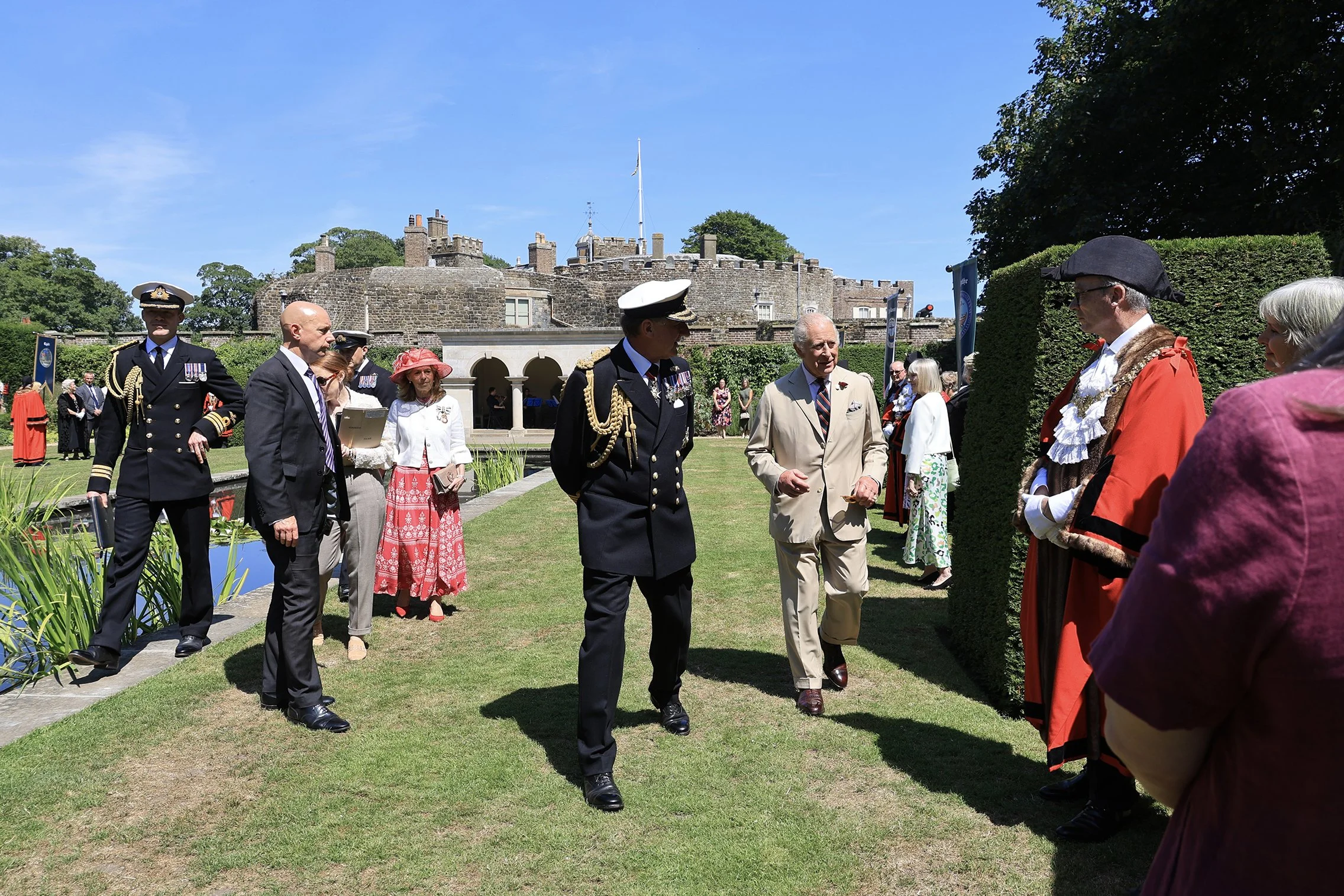 HM The King visits Walmer Castle  4F2A0877 3.jpg