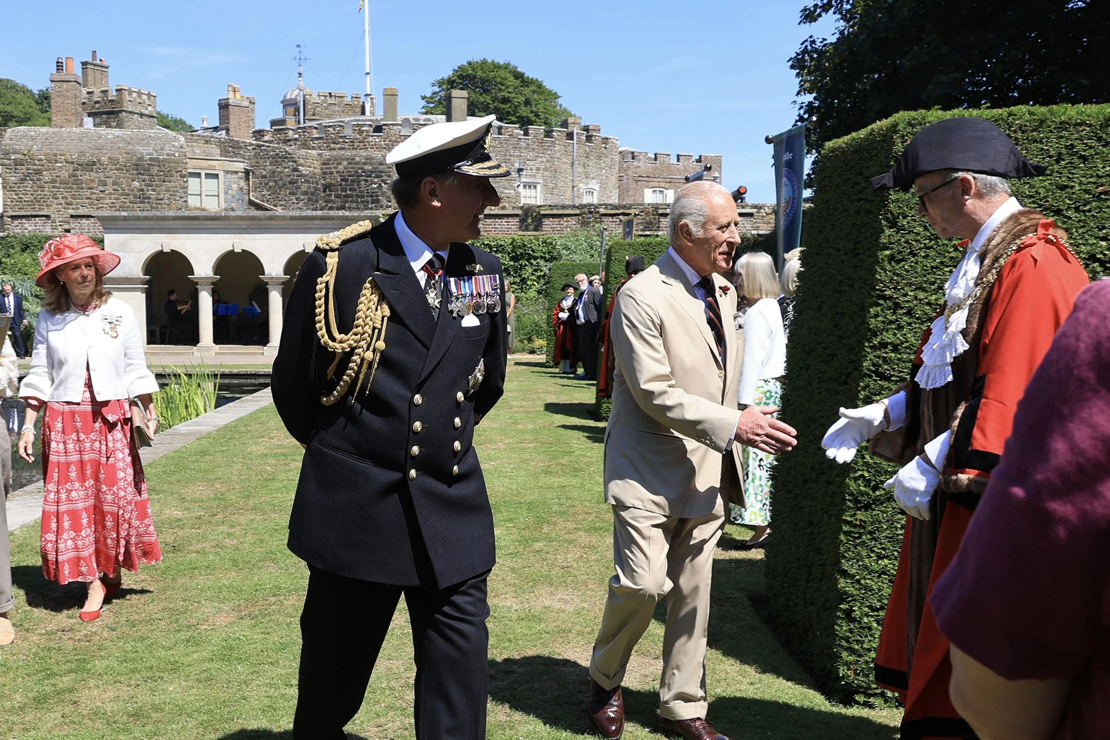 Dover HM The King visits Walmer Castle  4F2A0878.jpg