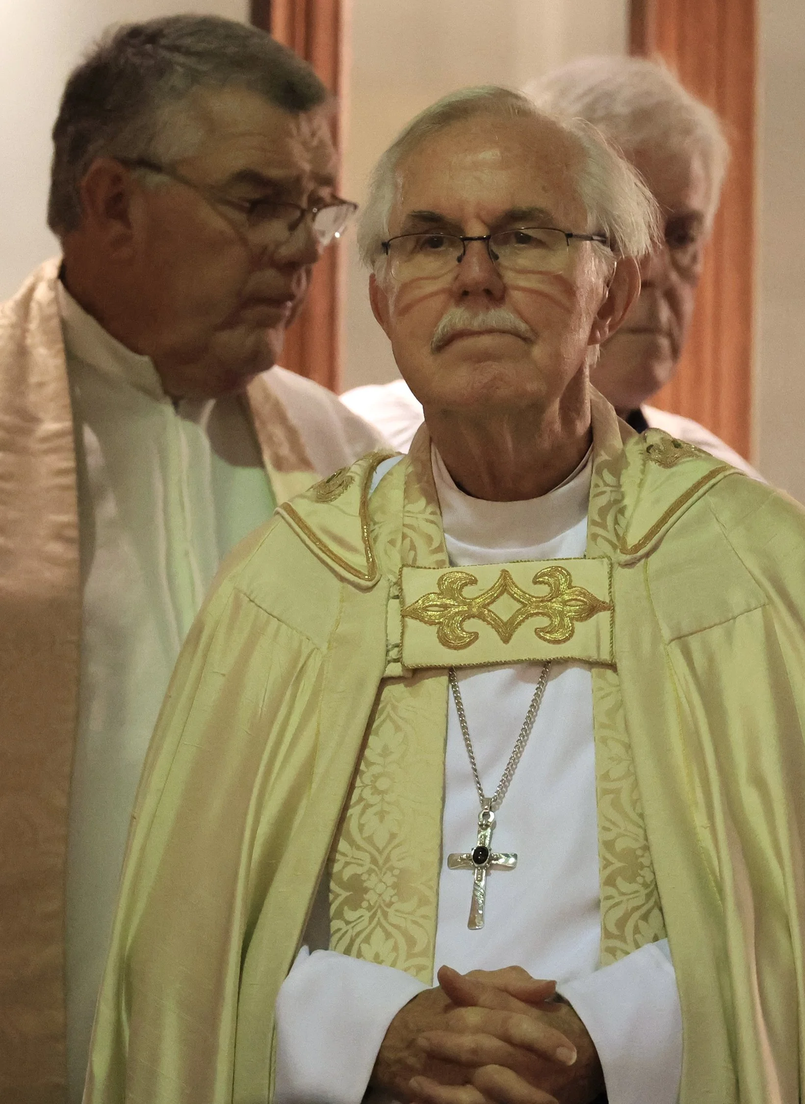 Michael's Ordination  4F2A0116.jpg