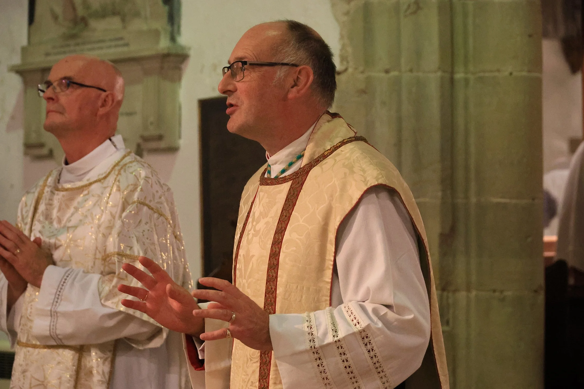 Michael's Ordination  4F2A0117.jpg