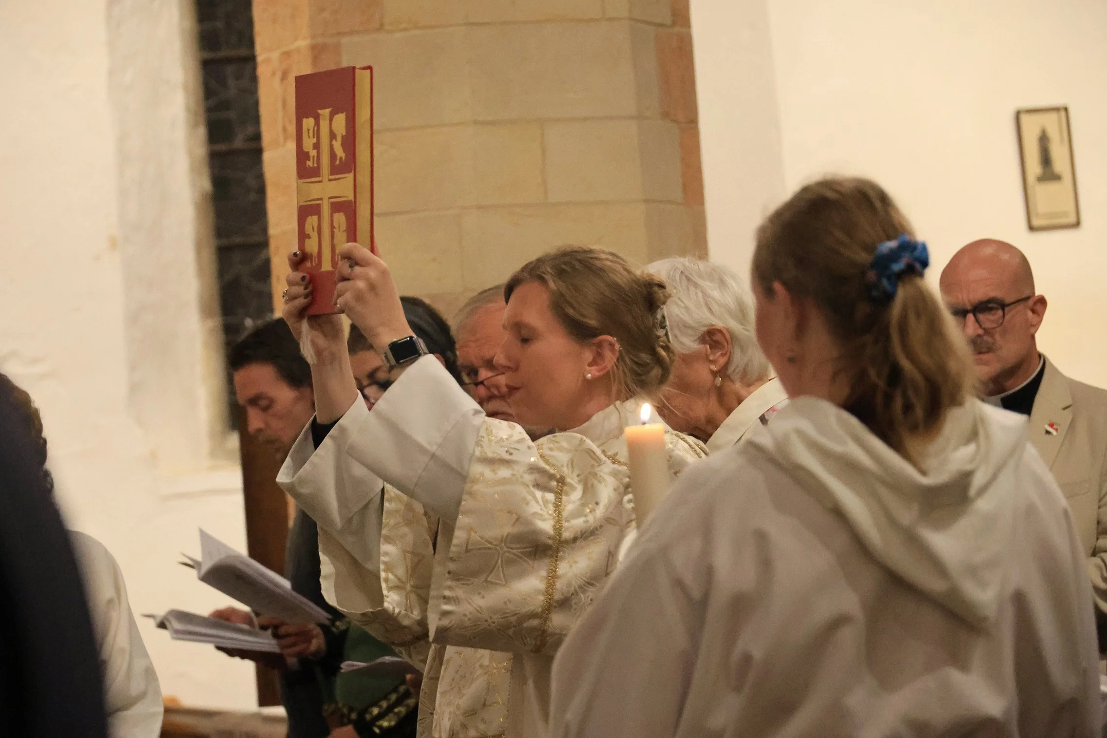Michael's Ordination  4F2A0154.jpg