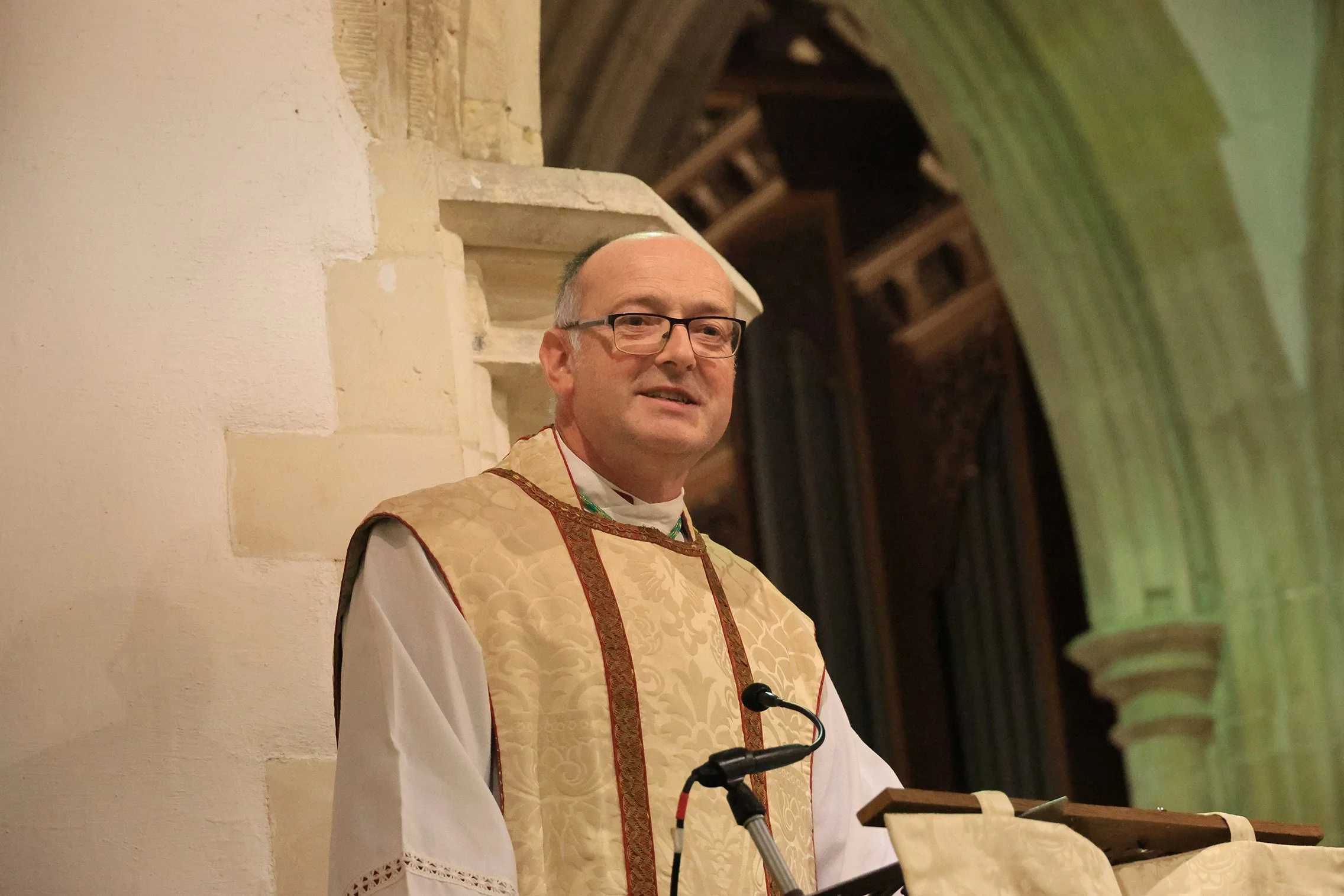 Michael's Ordination  4F2A0185.jpg