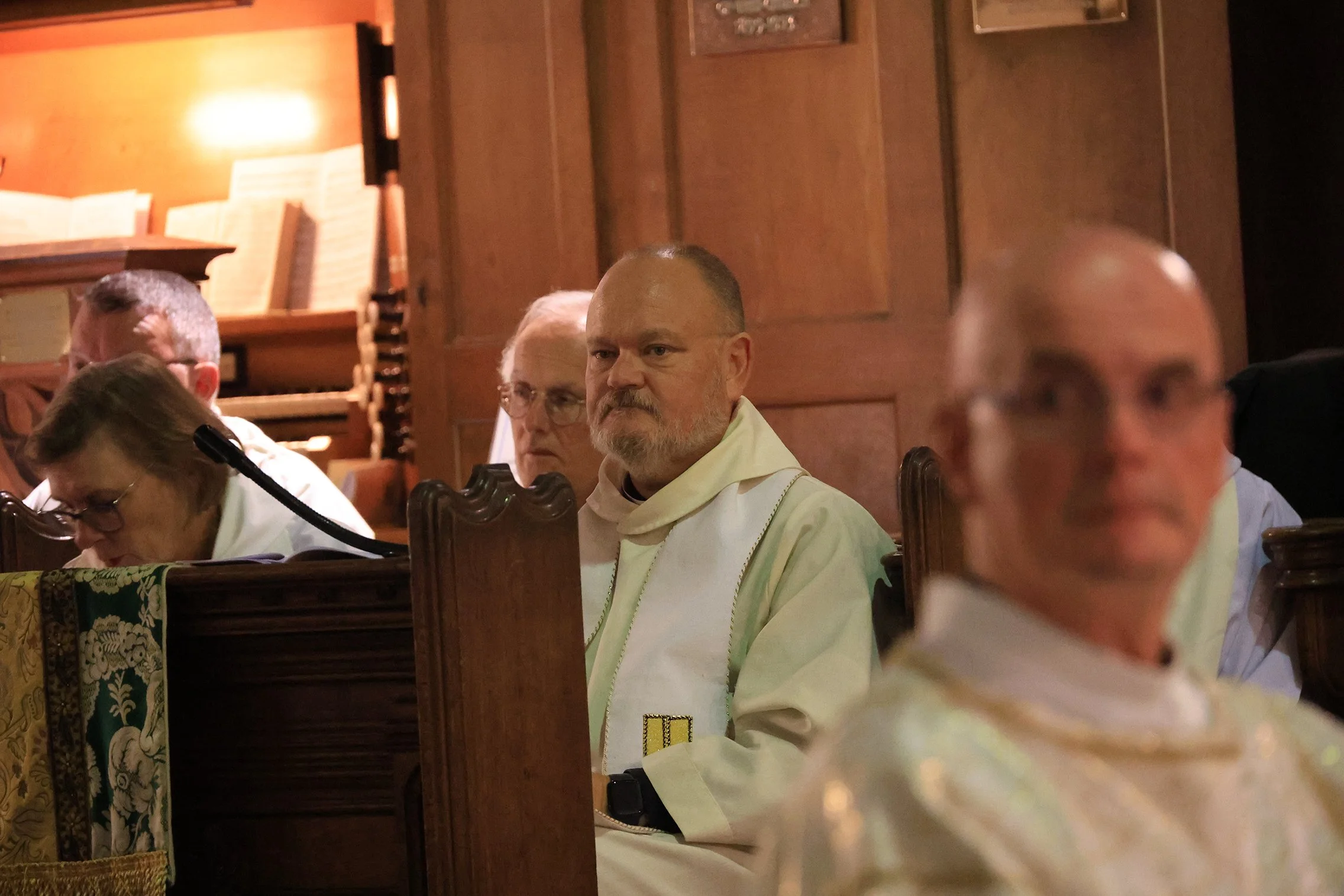 Michael's Ordination  4F2A0242.jpg